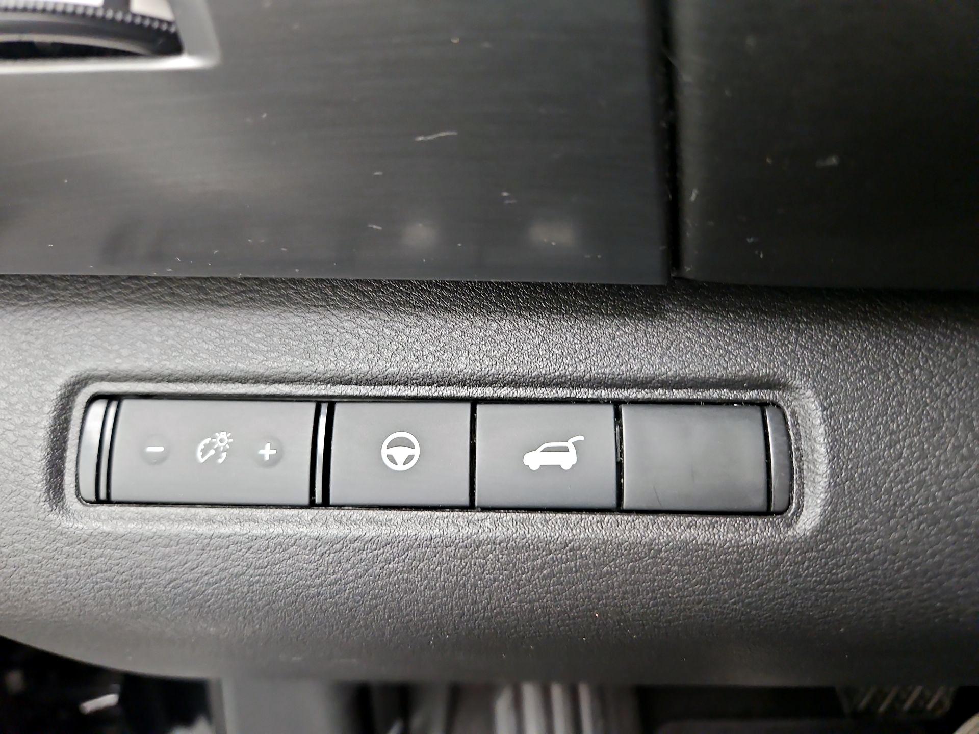 Thumbnail: 2023 Nissan Pathfinder - 13