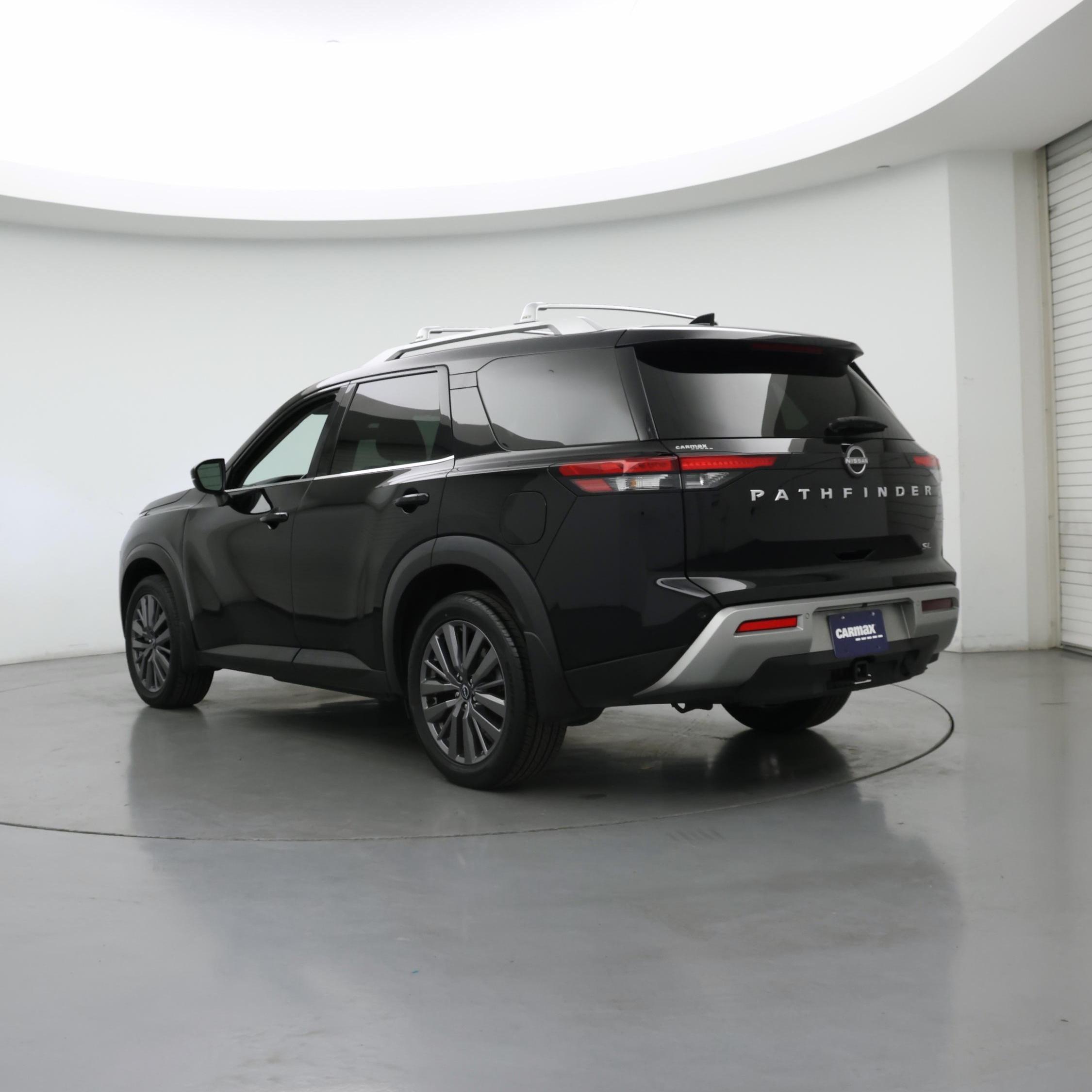 Thumbnail: 2023 Nissan Pathfinder - 2