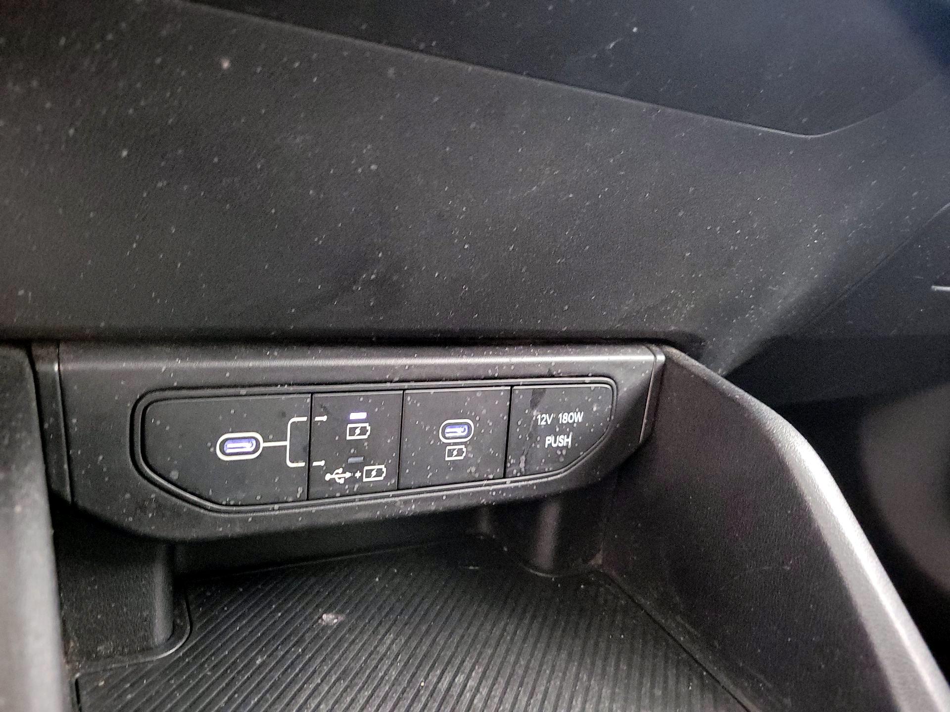 Thumbnail: 2025 Kia K4 - 18