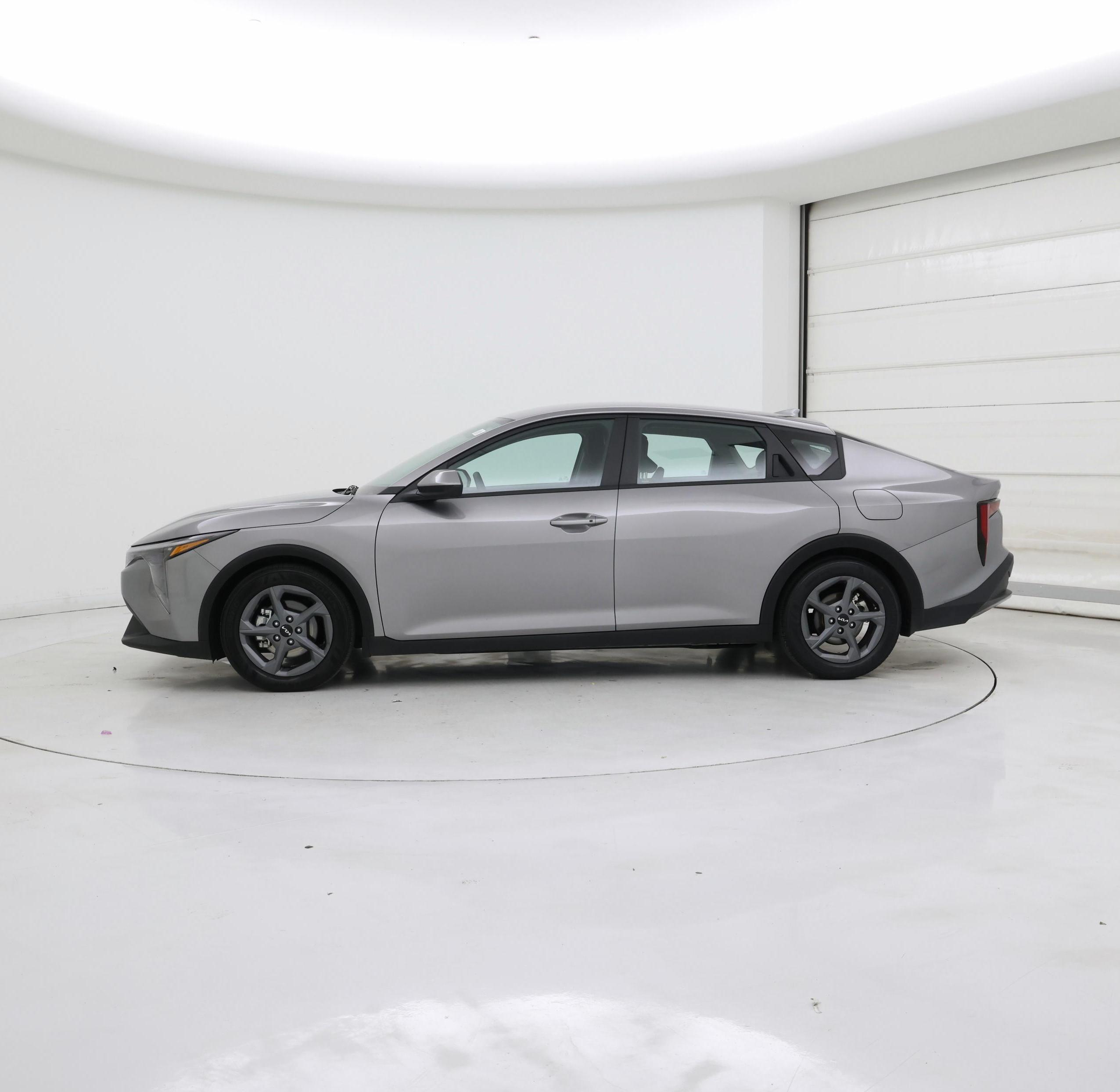 Thumbnail: 2025 Kia K4 - 3