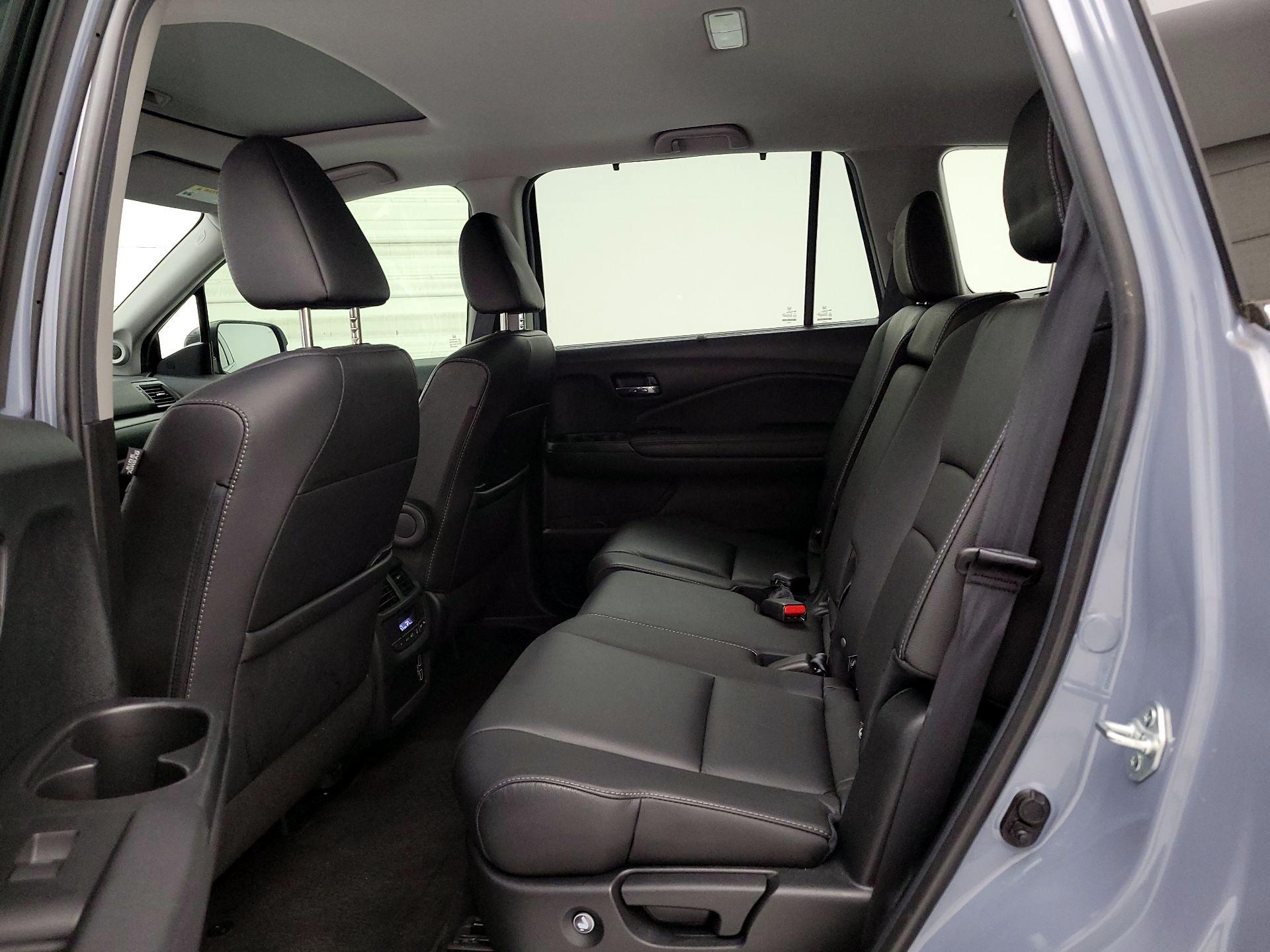 Thumbnail: 2022 Honda Pilot - 19