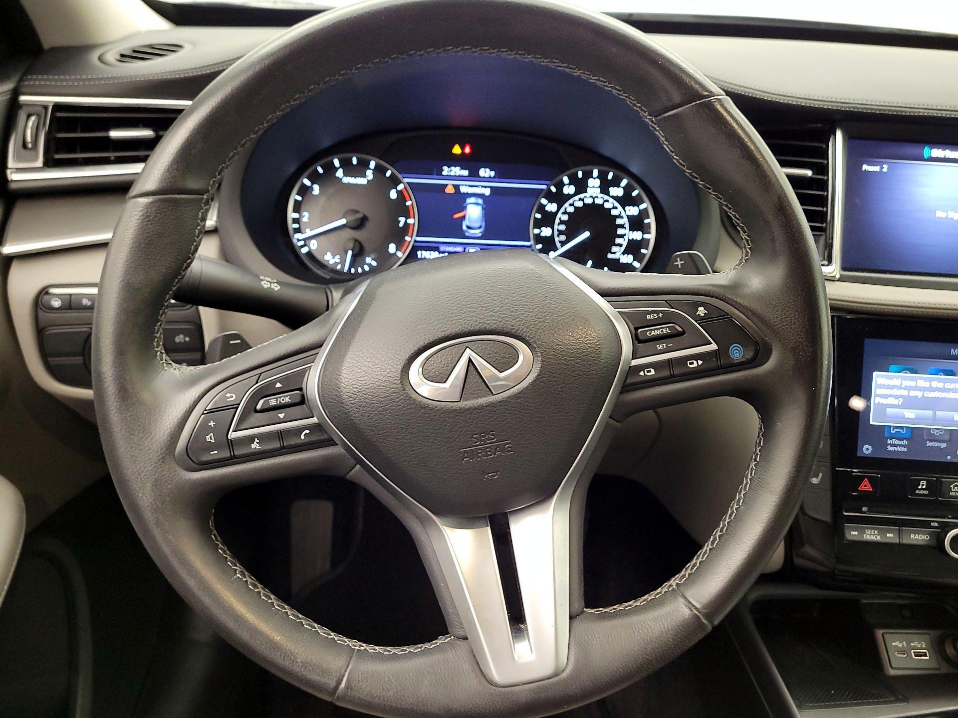 Thumbnail: 2023 INFINITI QX50 - 10