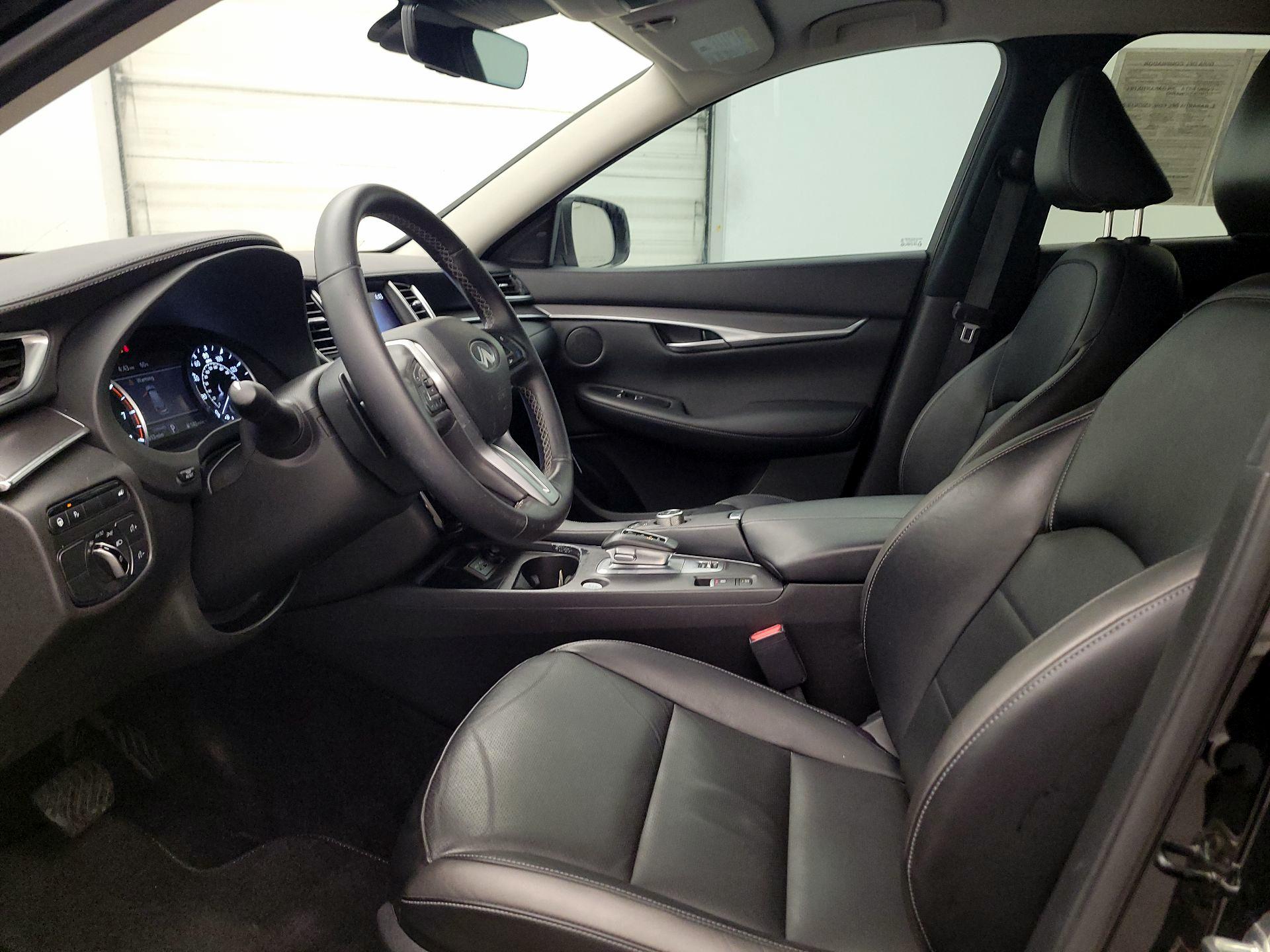 Thumbnail: 2023 INFINITI QX50 - 11