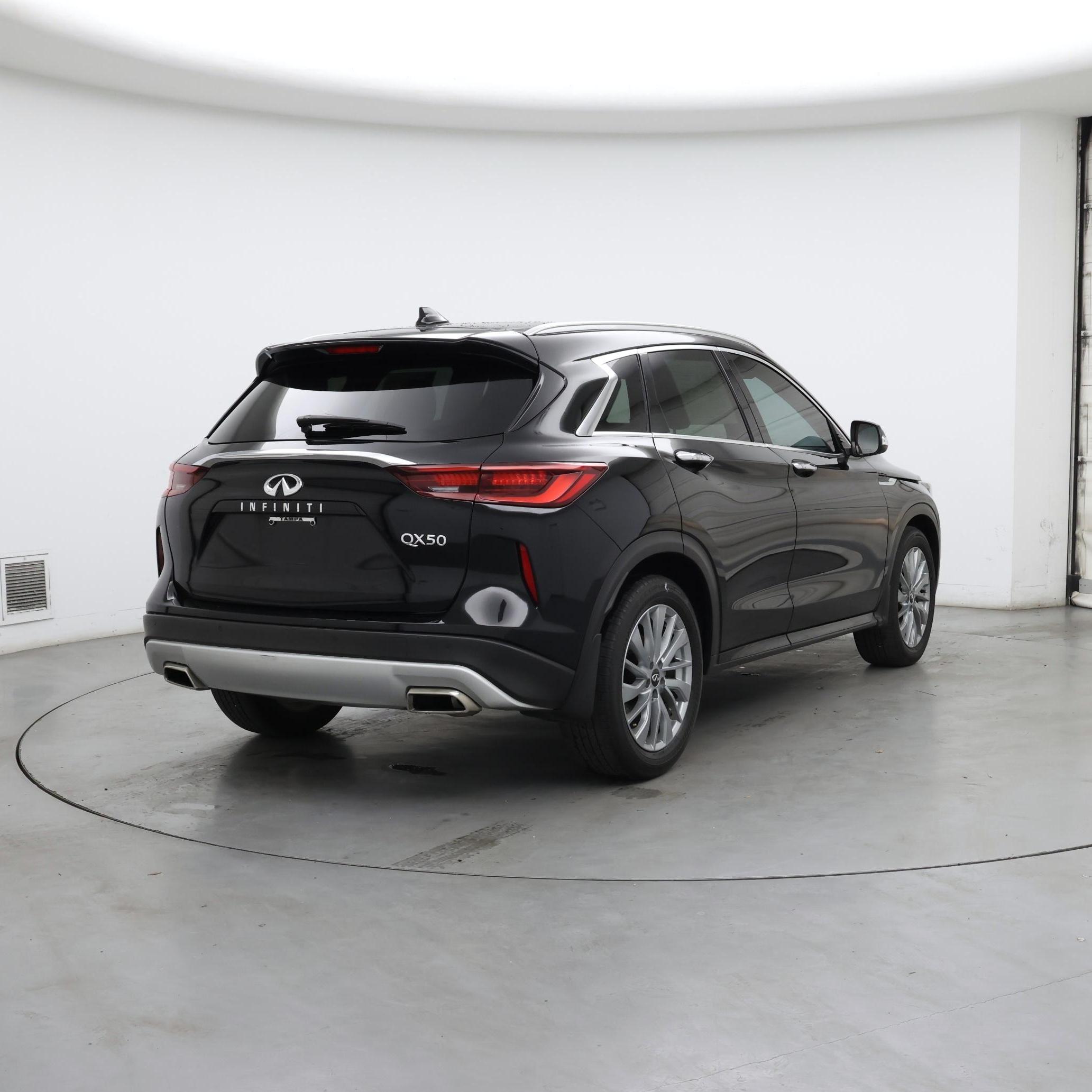 Thumbnail: 2023 INFINITI QX50 - 8