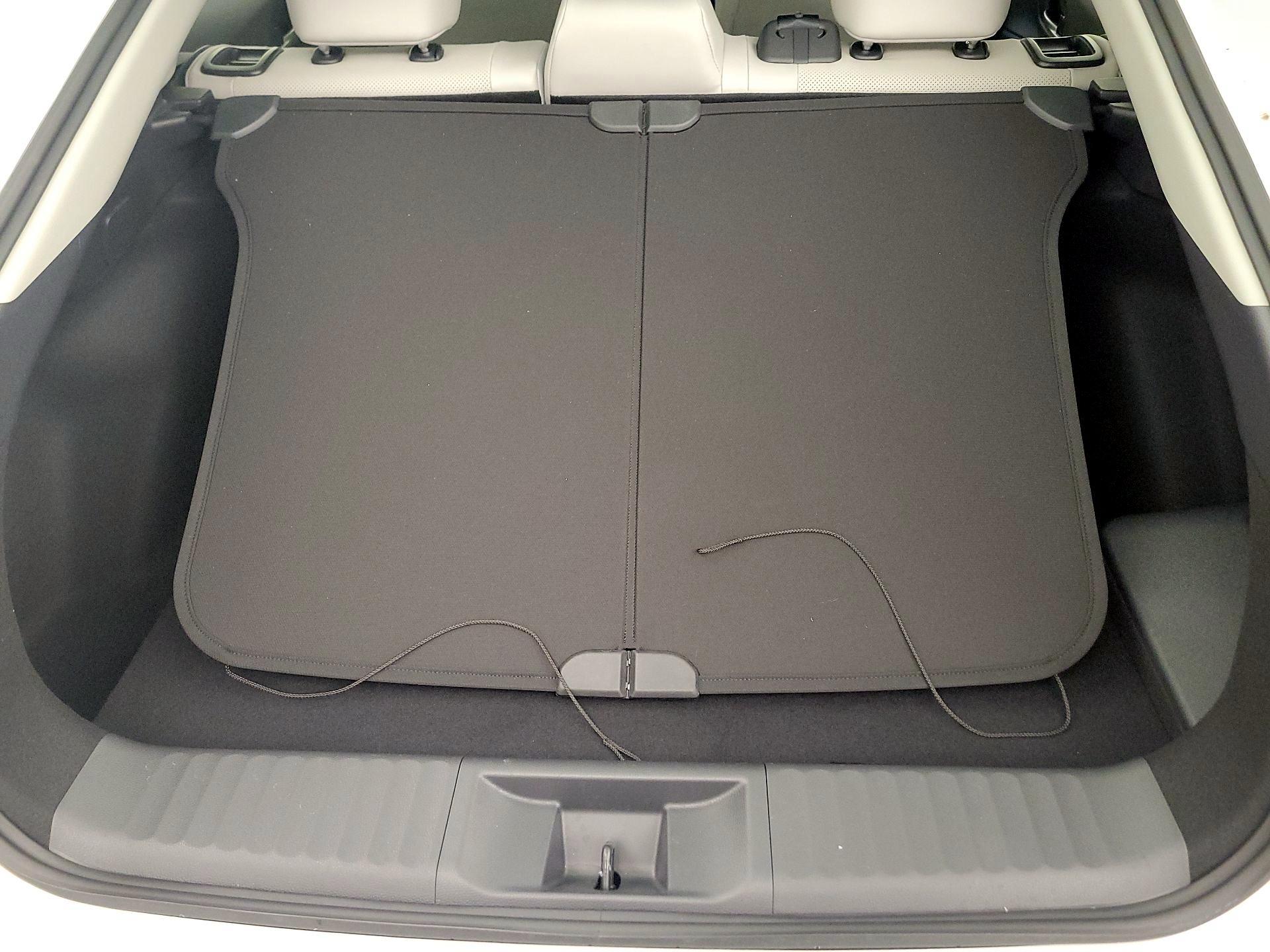 Thumbnail: 2024 Toyota Prius - 16