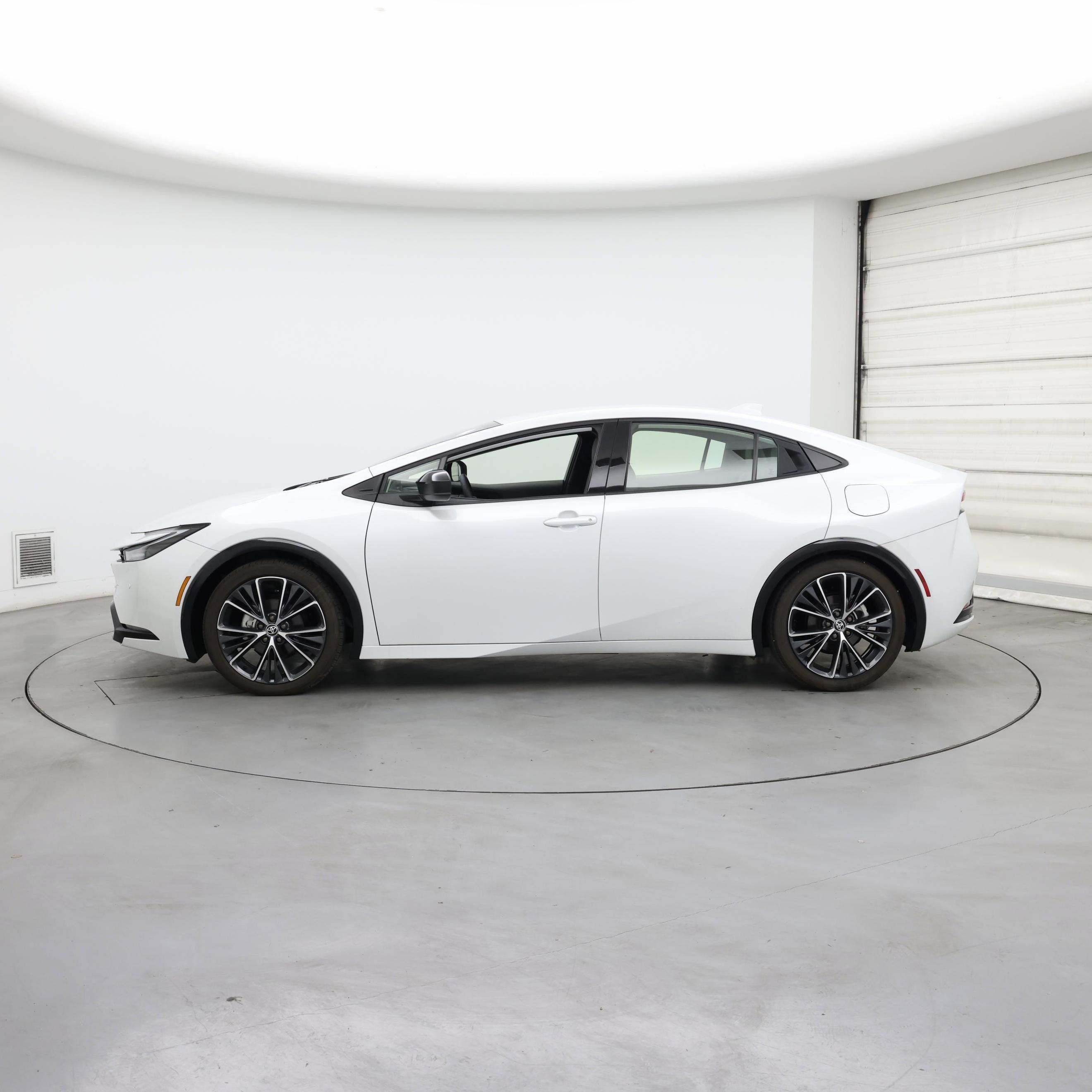 Thumbnail: 2024 Toyota Prius - 3