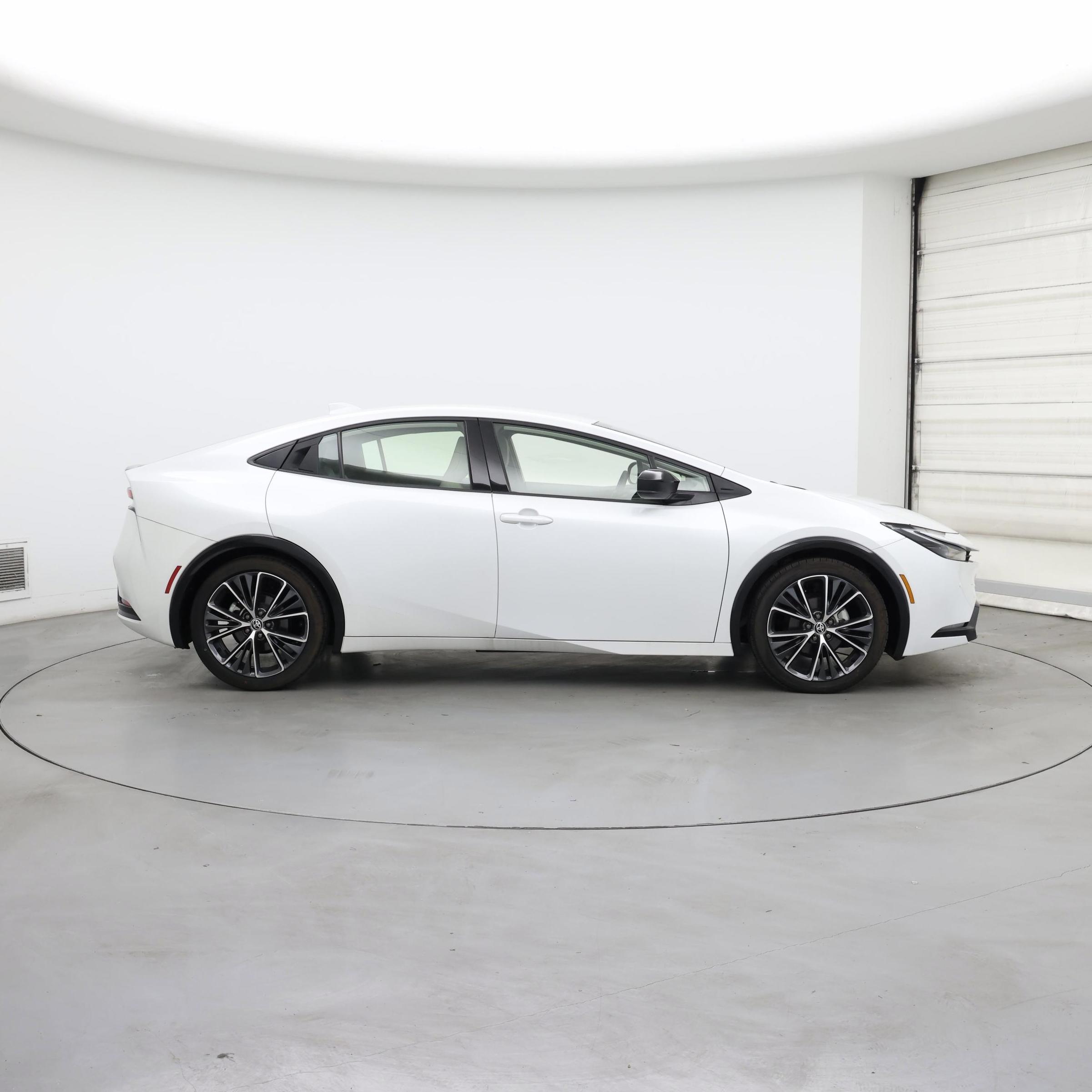 Thumbnail: 2024 Toyota Prius - 7