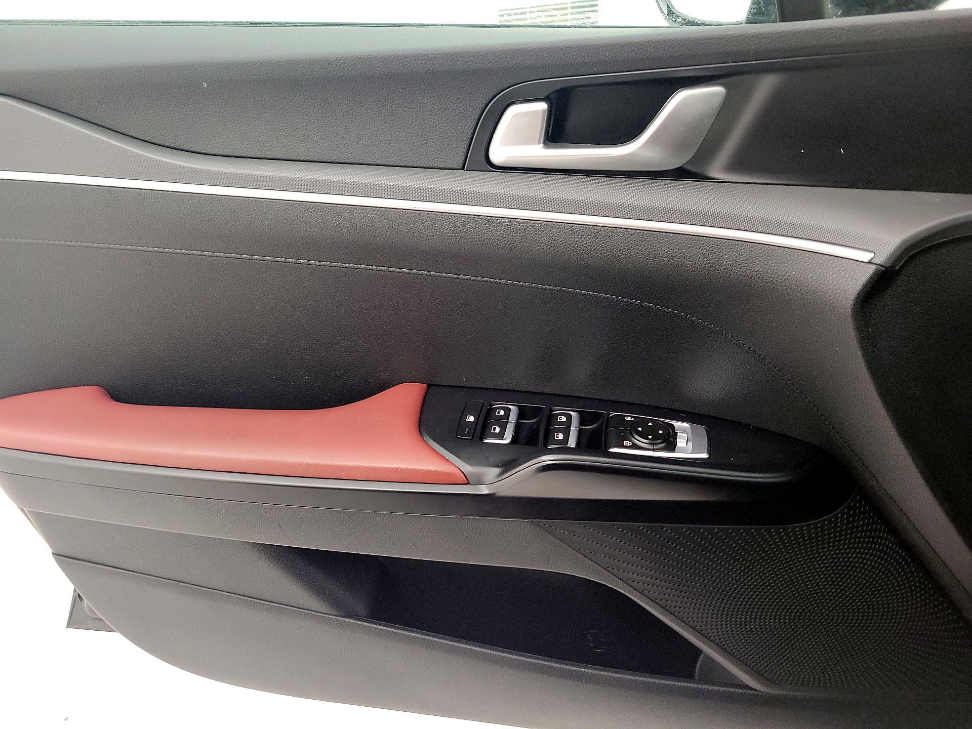 Thumbnail: 2022 Kia K5 - 12