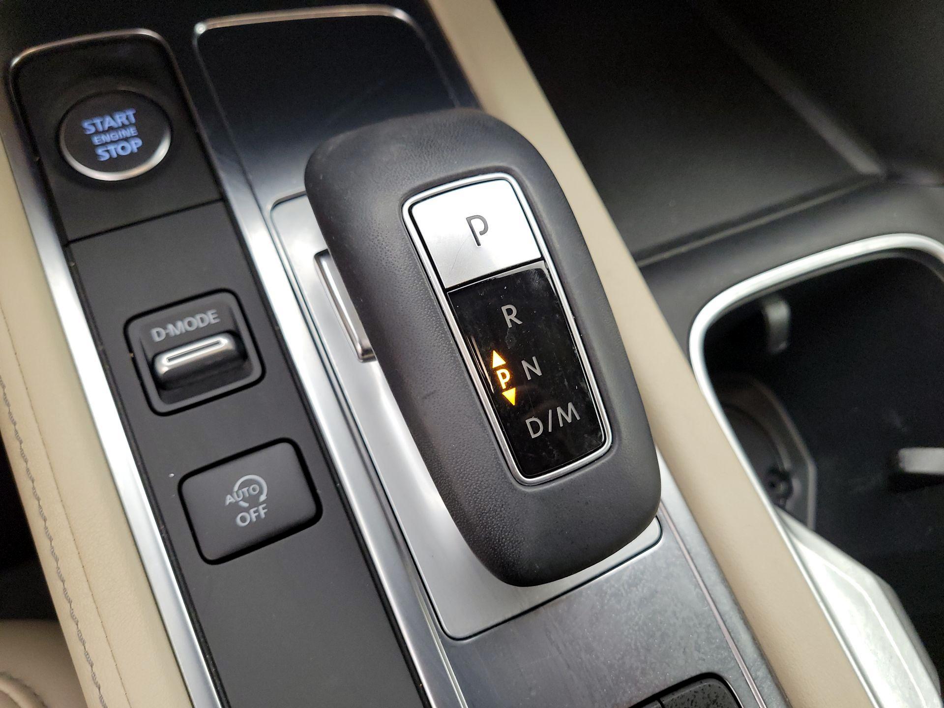 Thumbnail: 2023 INFINITI QX60 - 17