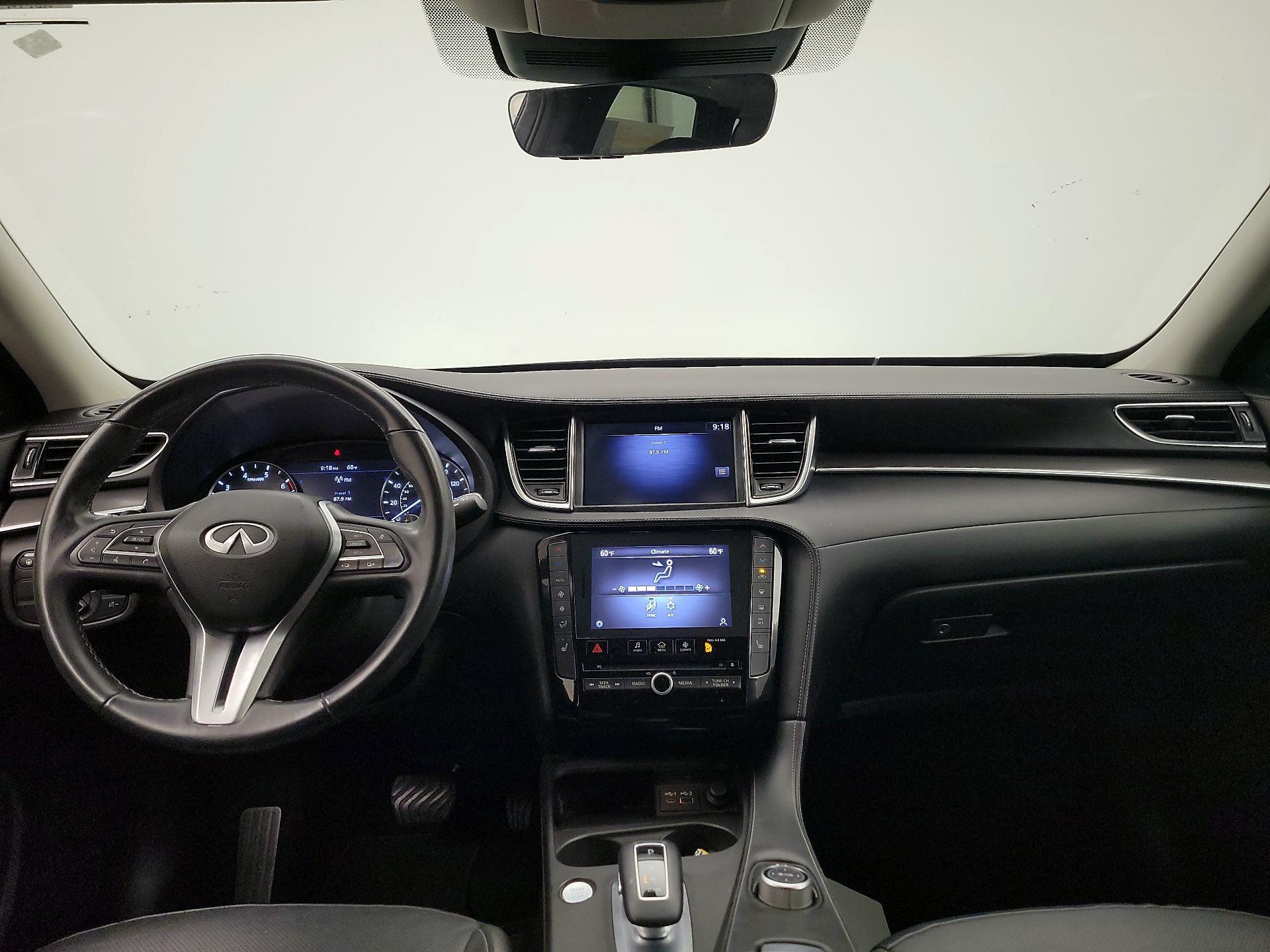 Thumbnail: 2023 INFINITI QX50 - 9