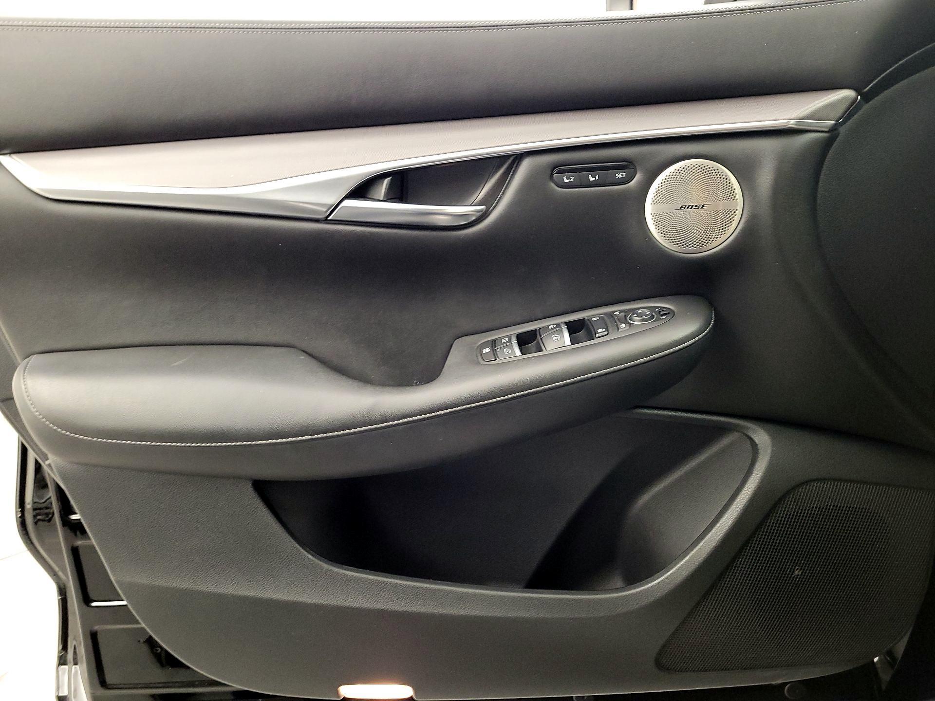 Thumbnail: 2023 INFINITI QX50 - 12