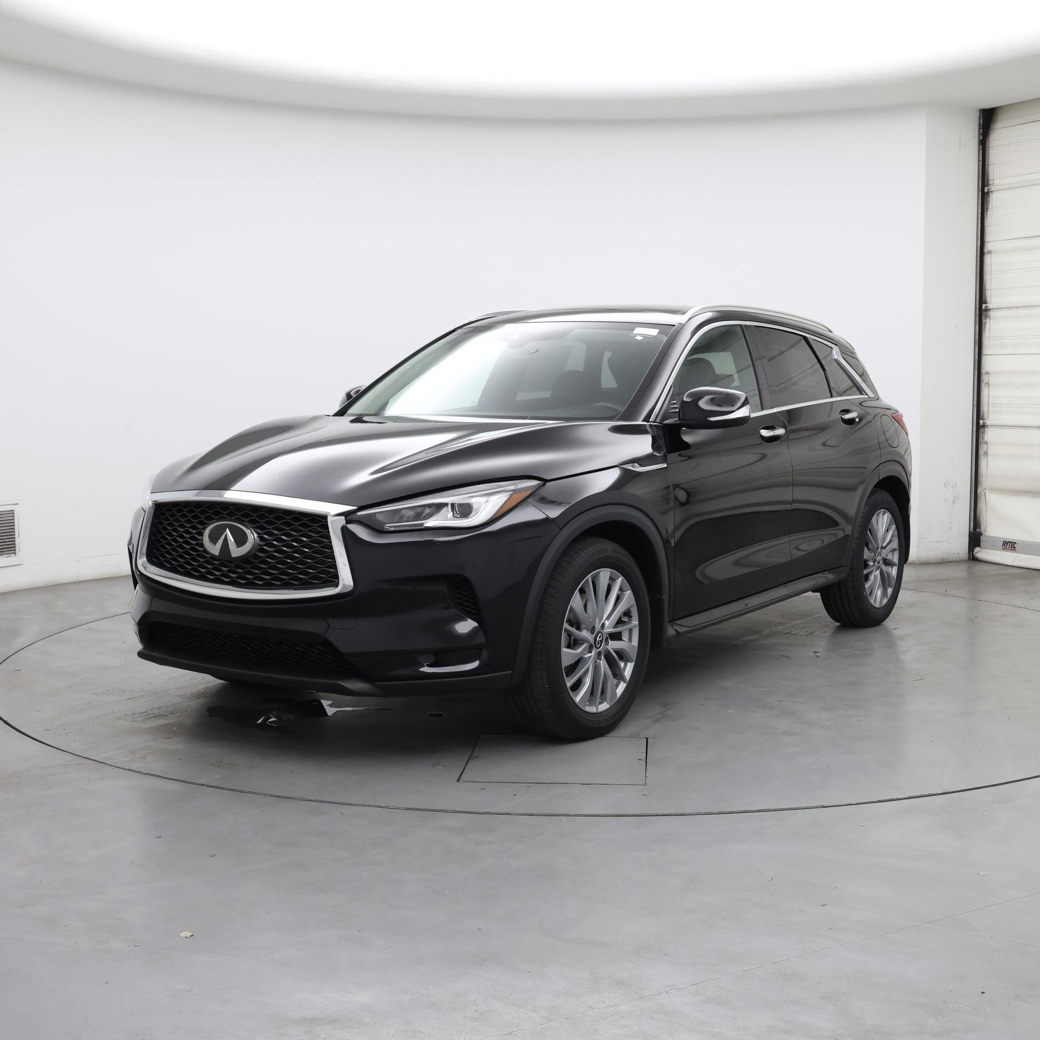 Thumbnail: 2023 INFINITI QX50 - 4