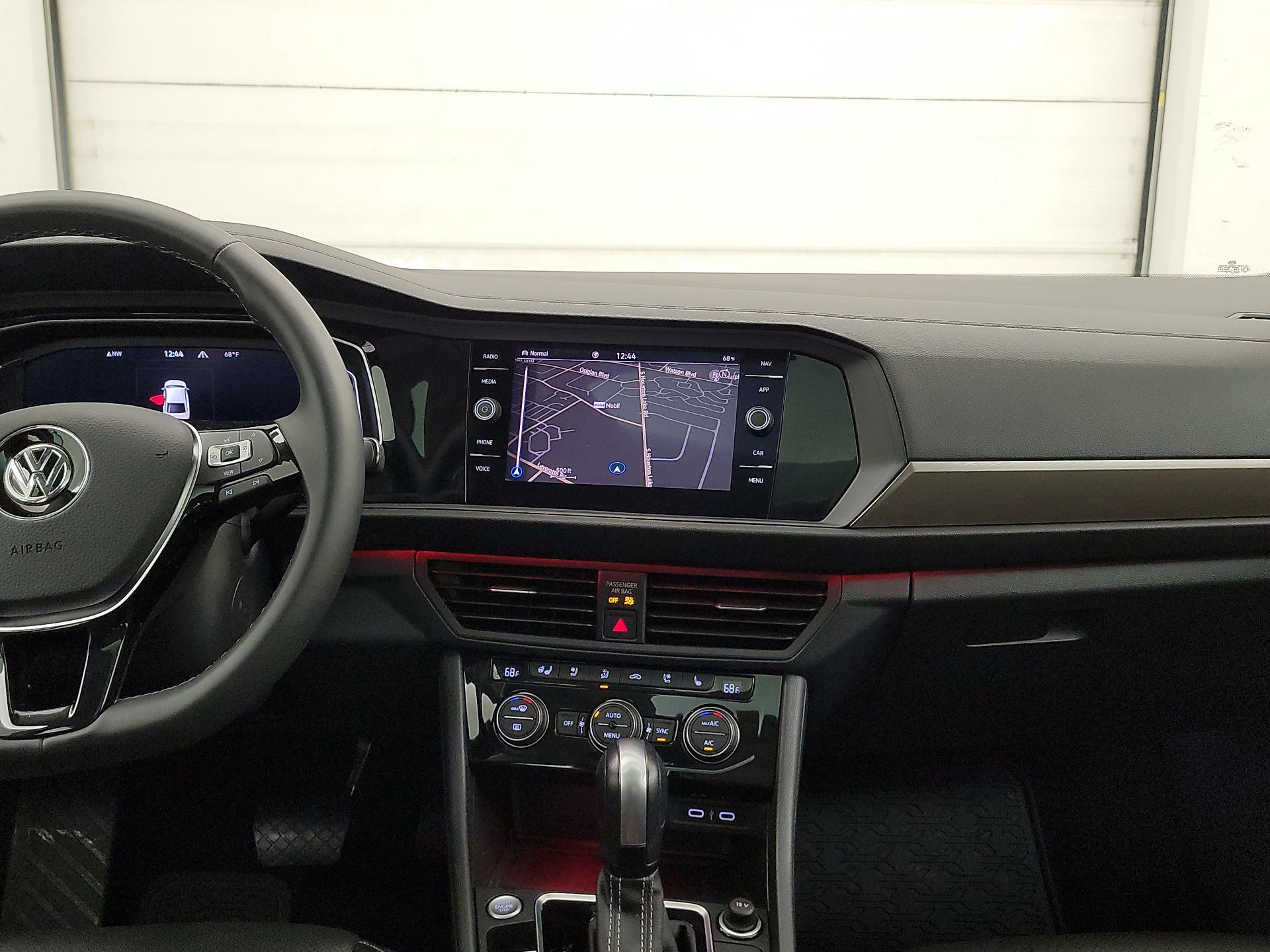 Thumbnail: 2021 Volkswagen Jetta - 9