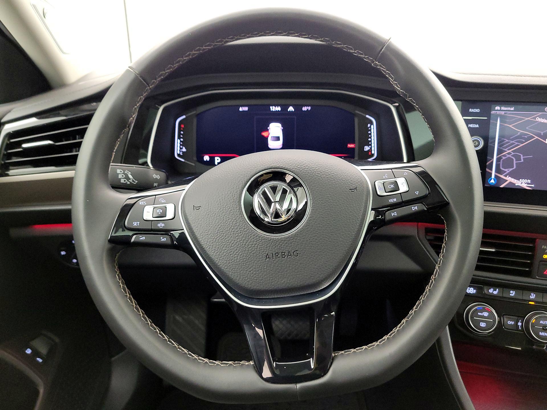 Thumbnail: 2021 Volkswagen Jetta - 10