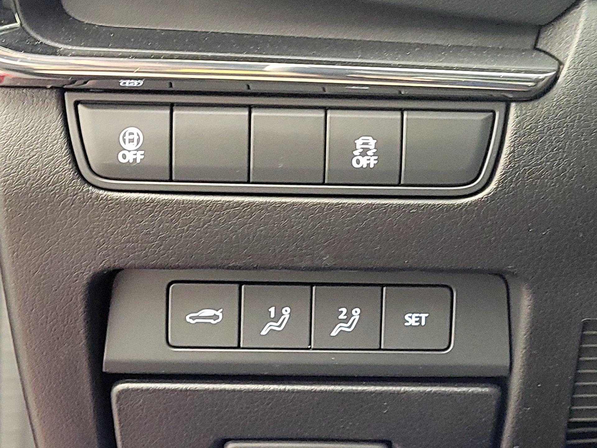 Thumbnail: 2022 Mazda Mazda3 - 13