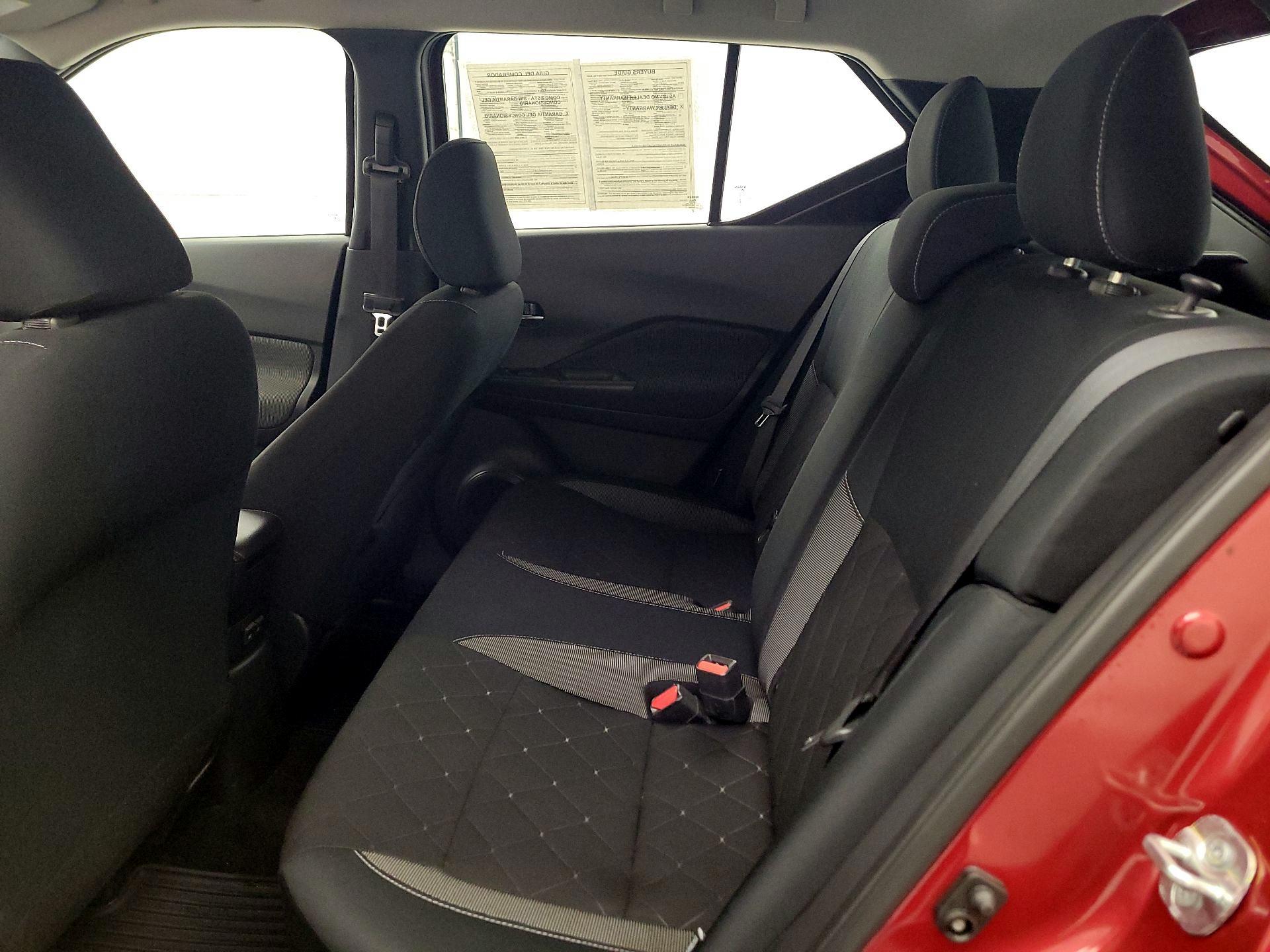 Thumbnail: 2020 Nissan Kicks - 18