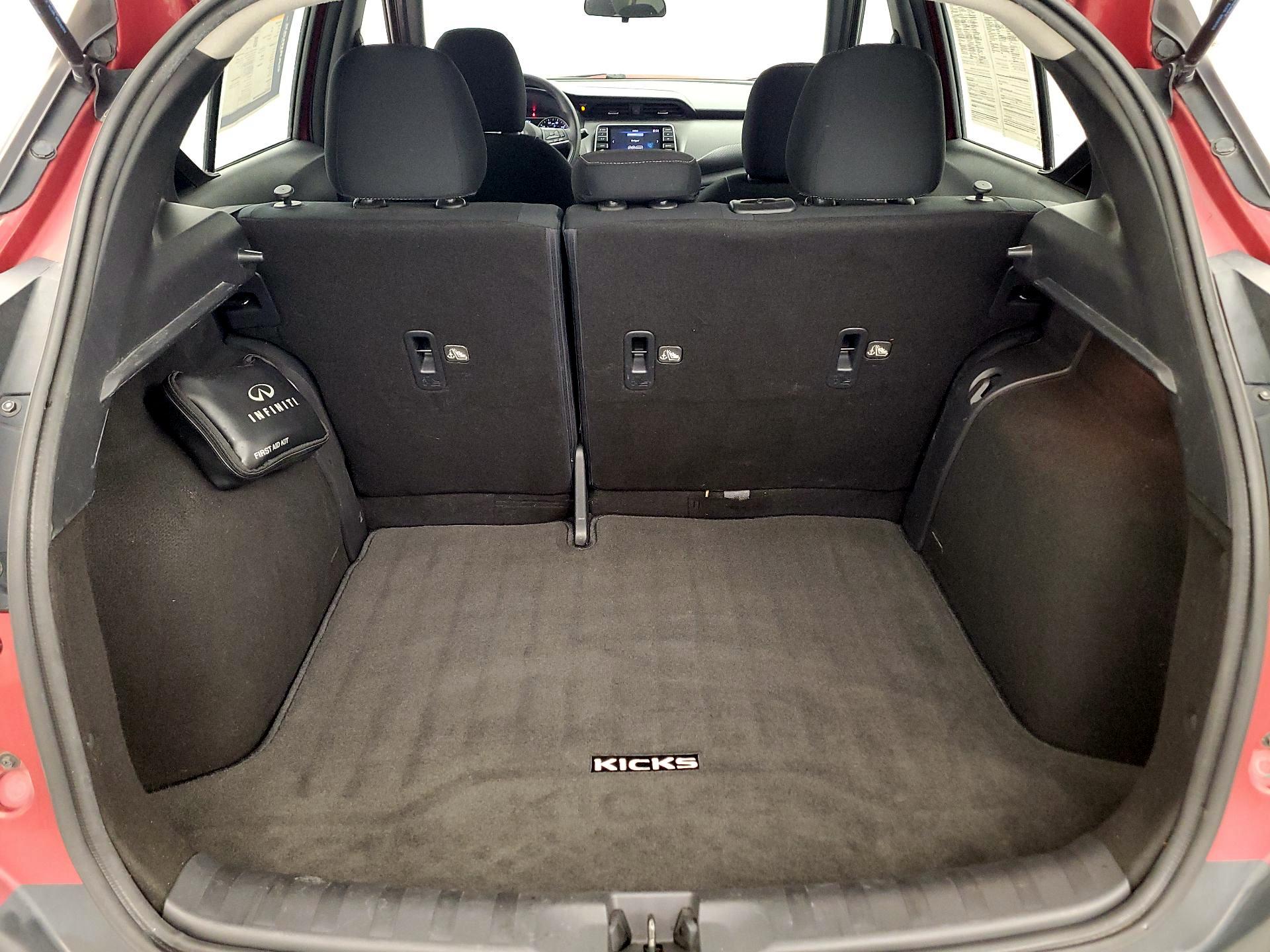 Thumbnail: 2020 Nissan Kicks - 19