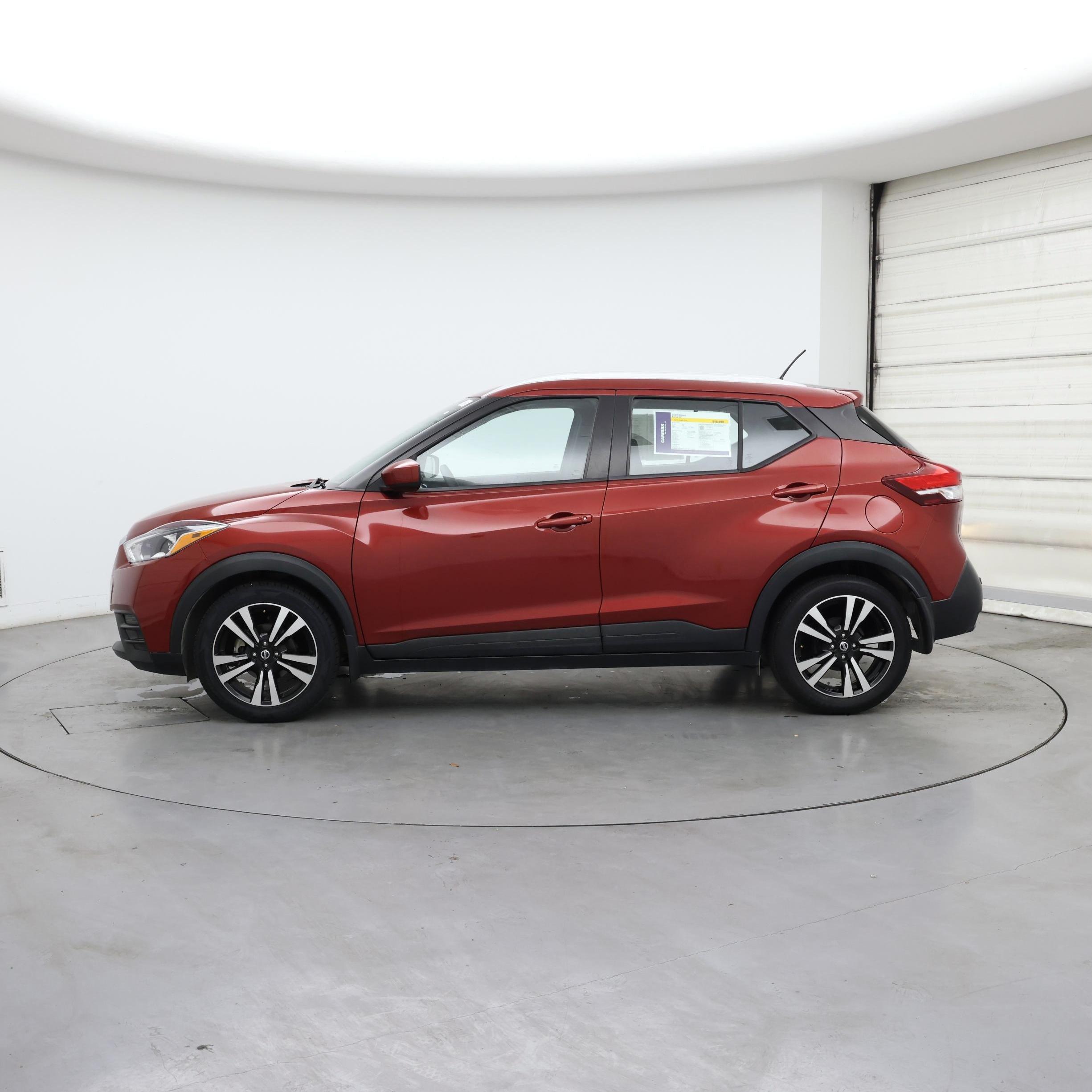 Thumbnail: 2020 Nissan Kicks - 3