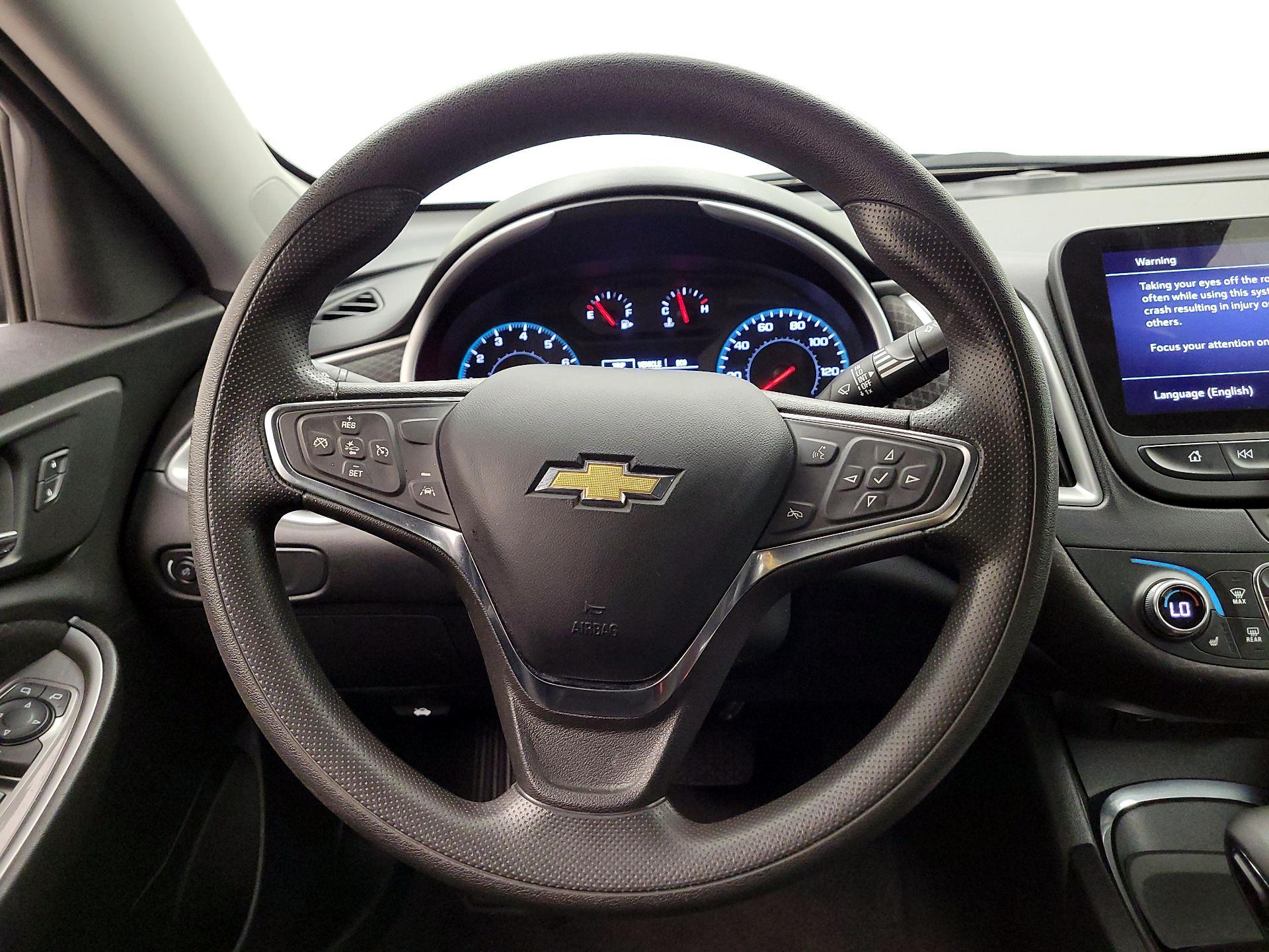 Thumbnail: 2023 Chevrolet Malibu - 10