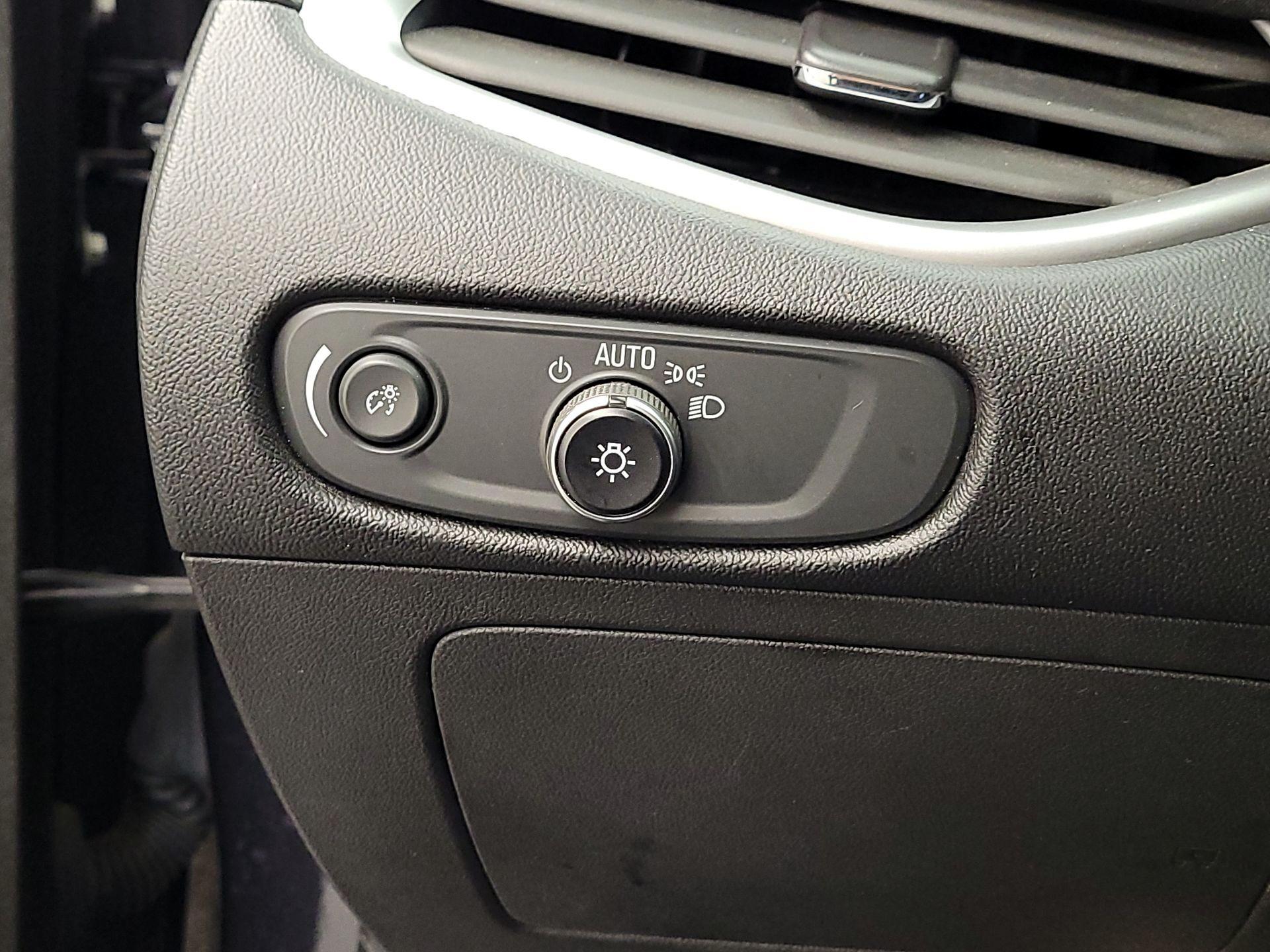 Thumbnail: 2023 Chevrolet Malibu - 13