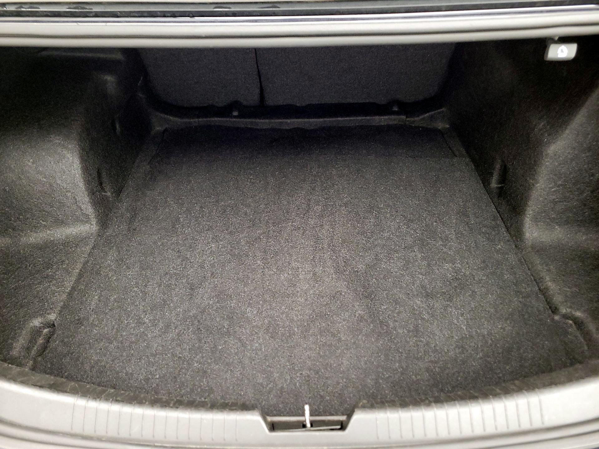 Thumbnail: 2023 Chevrolet Malibu - 20