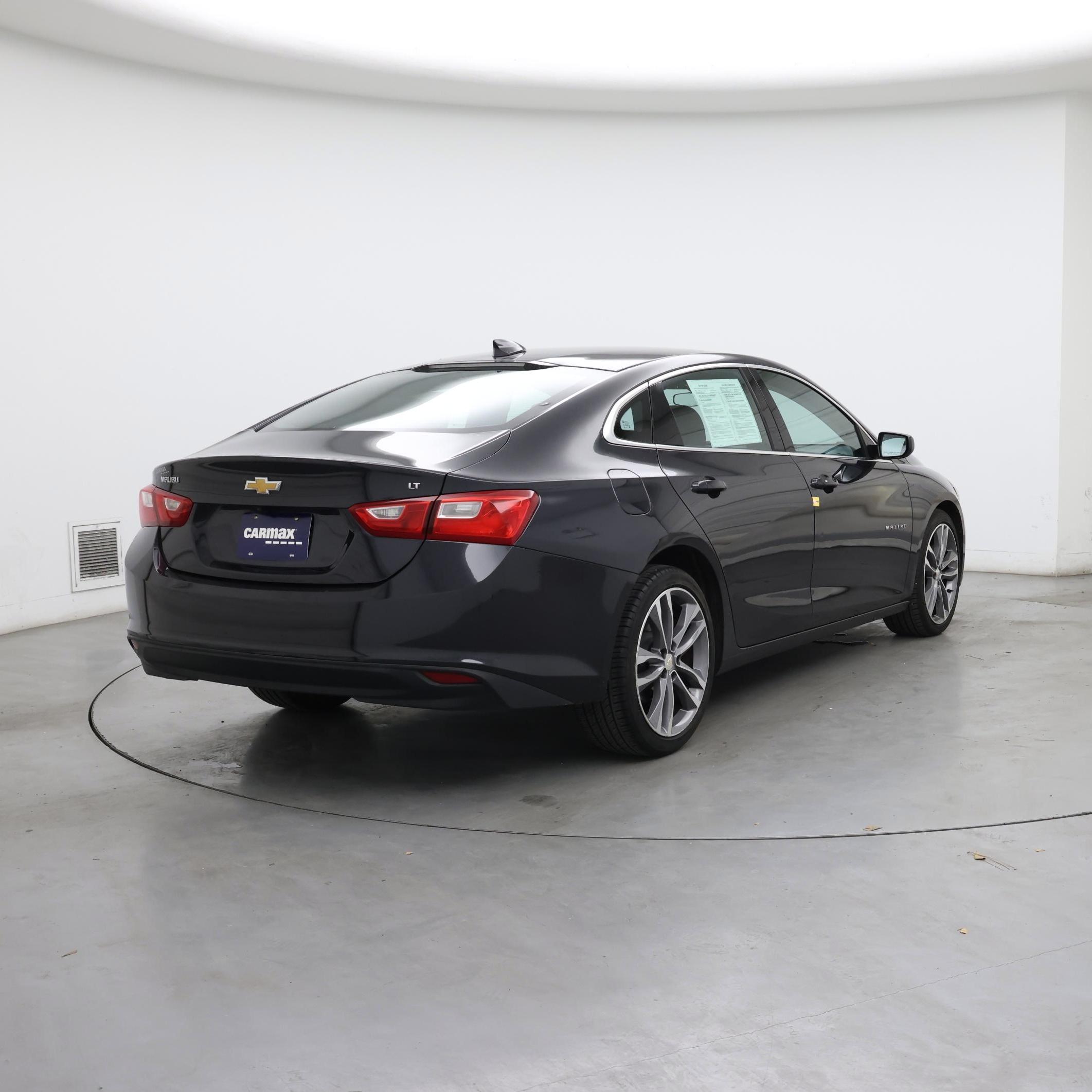 Thumbnail: 2023 Chevrolet Malibu - 8