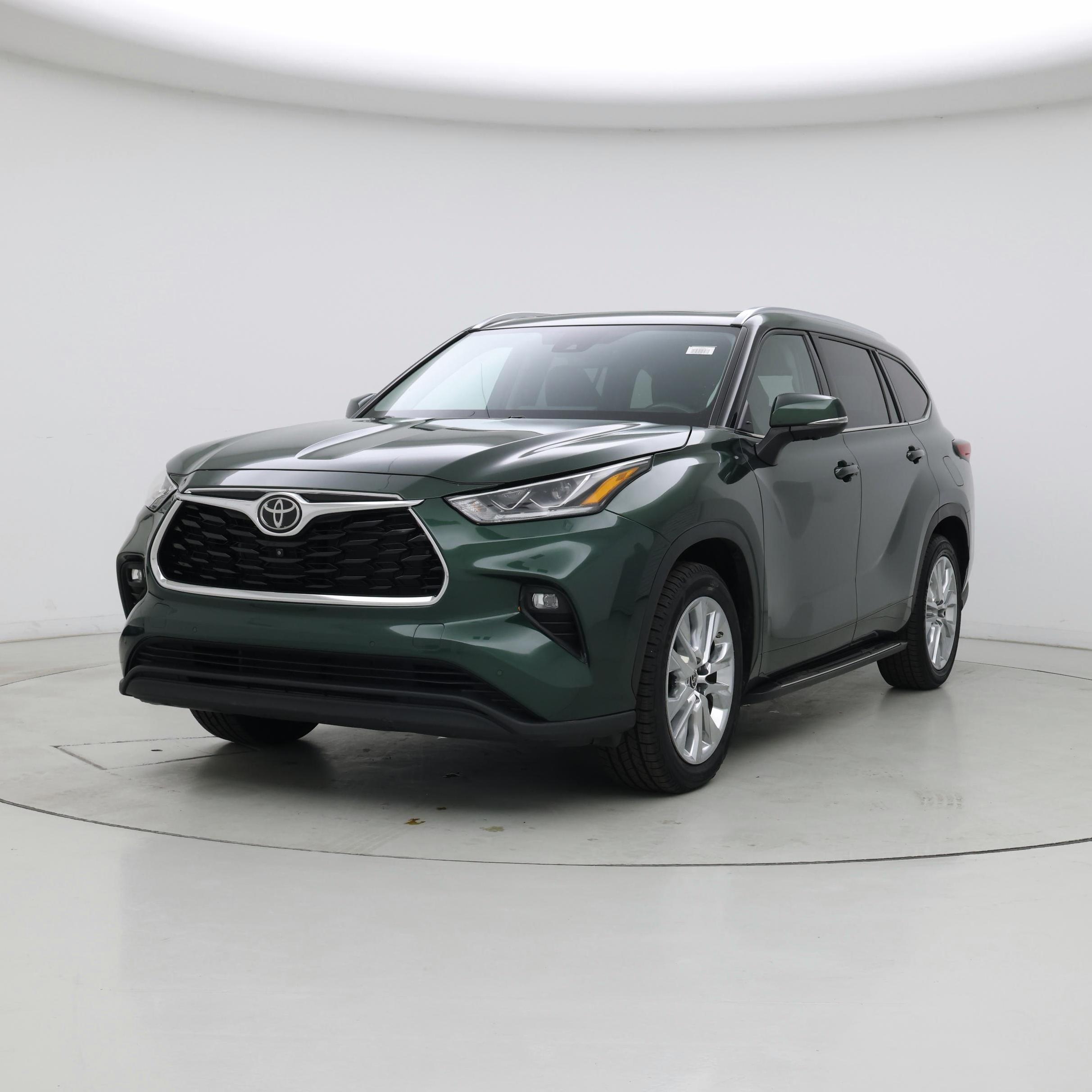 Thumbnail: 2023 Toyota Highlander - 4