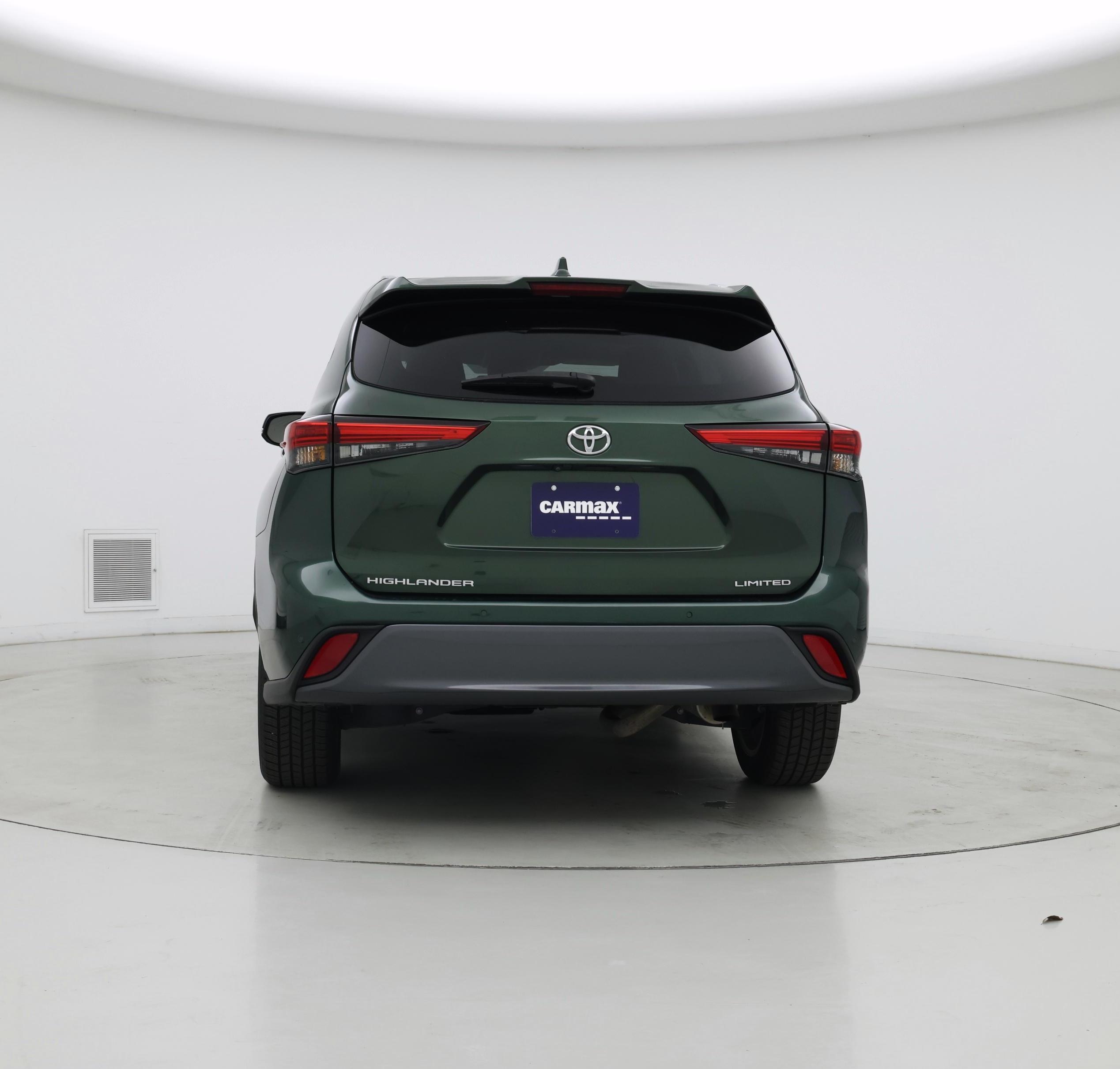 Thumbnail: 2023 Toyota Highlander - 6