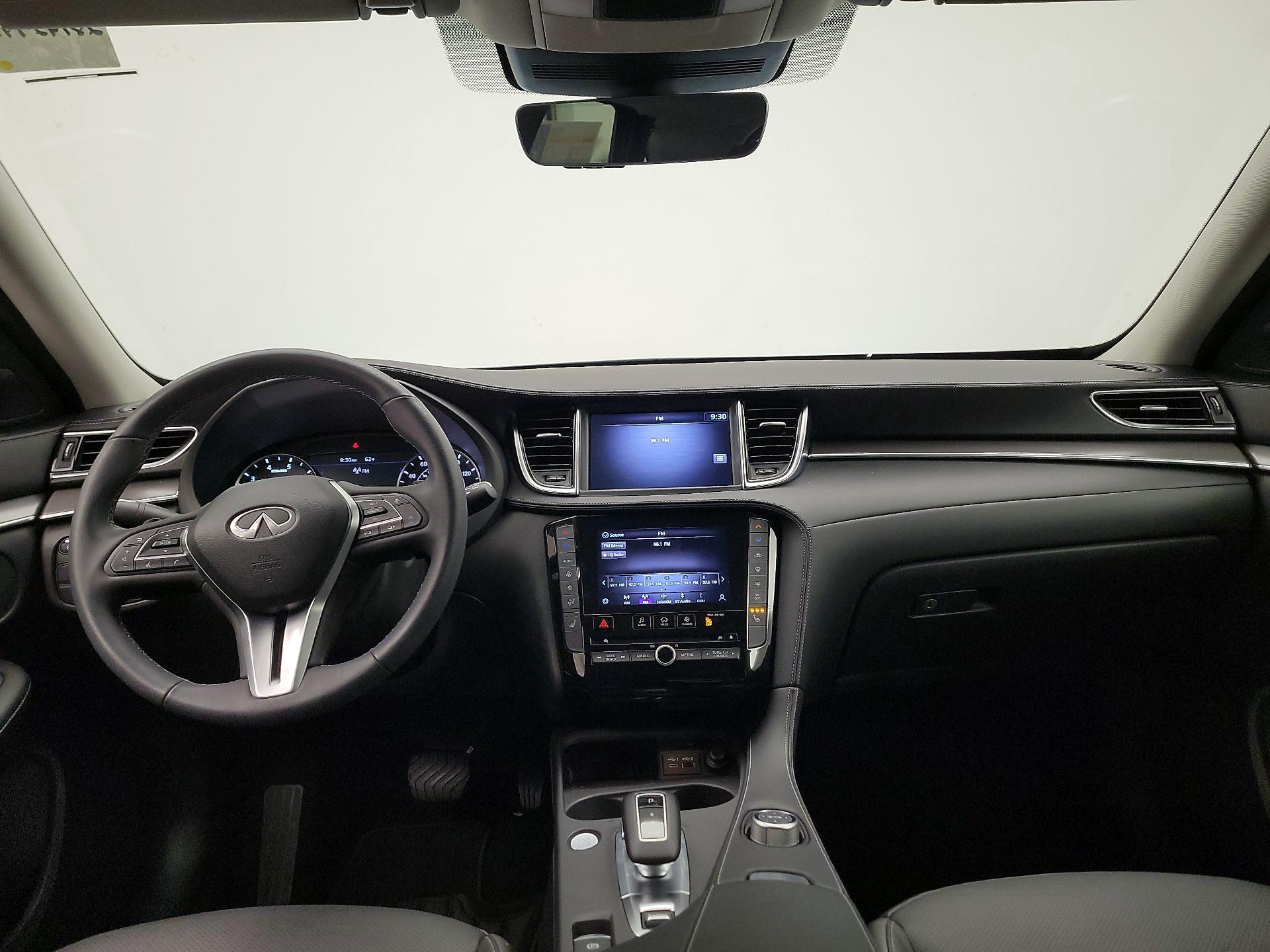 Thumbnail: 2023 INFINITI QX50 - 9