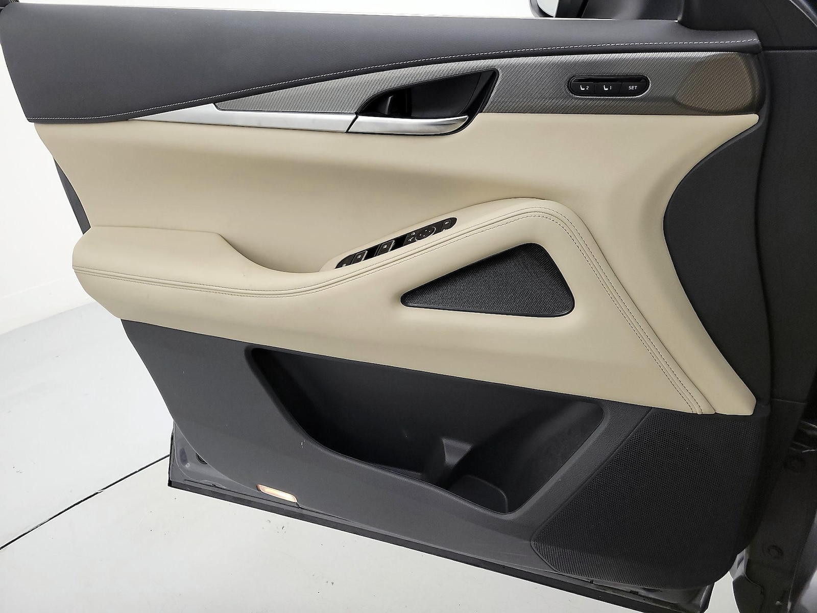2023 INFINITI QX60 LUXE - Photo 13