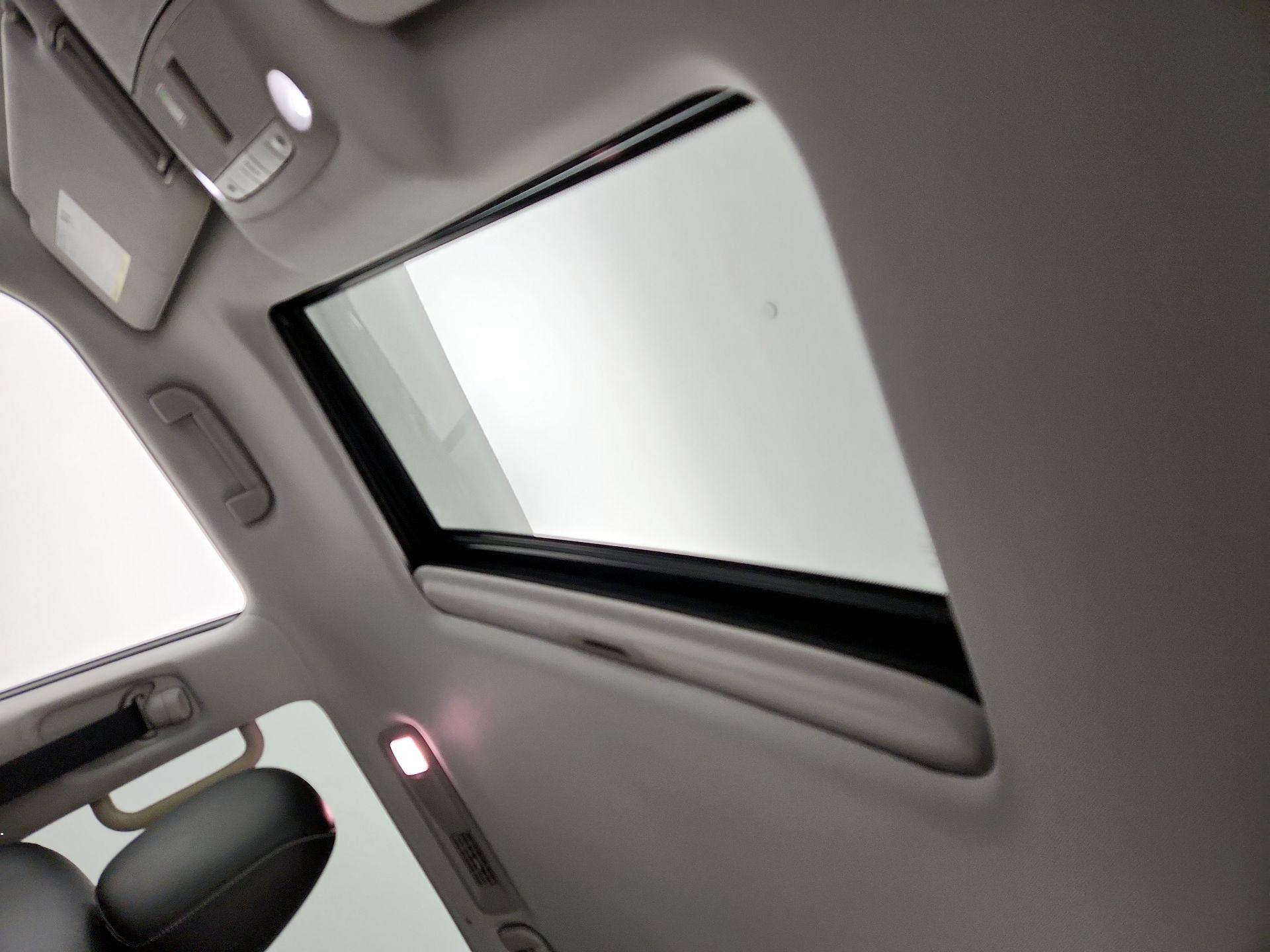 Thumbnail: 2023 INFINITI QX80 - 20