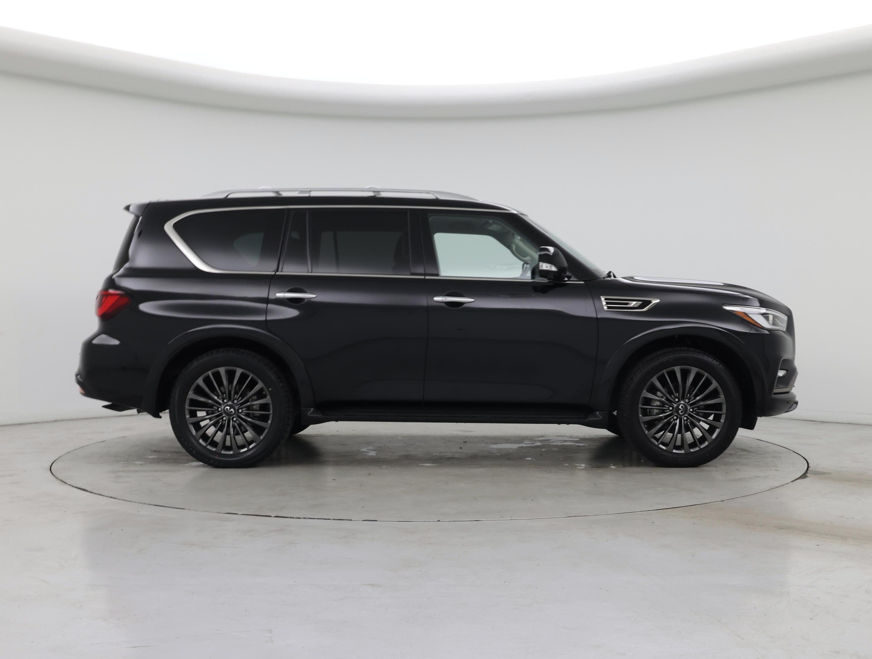 Thumbnail: 2023 INFINITI QX80 - 7