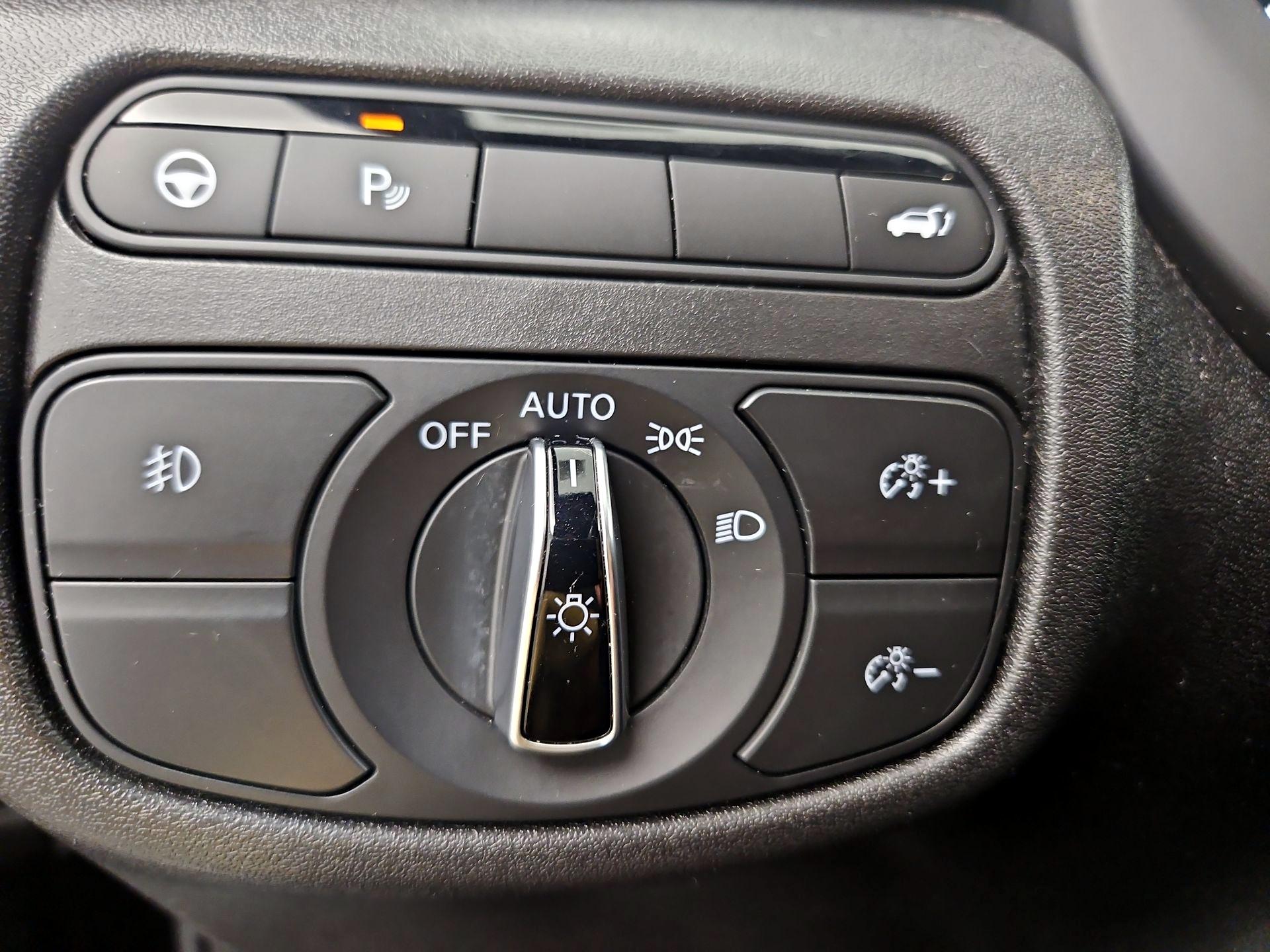 Thumbnail: 2022 INFINITI QX50 - 13