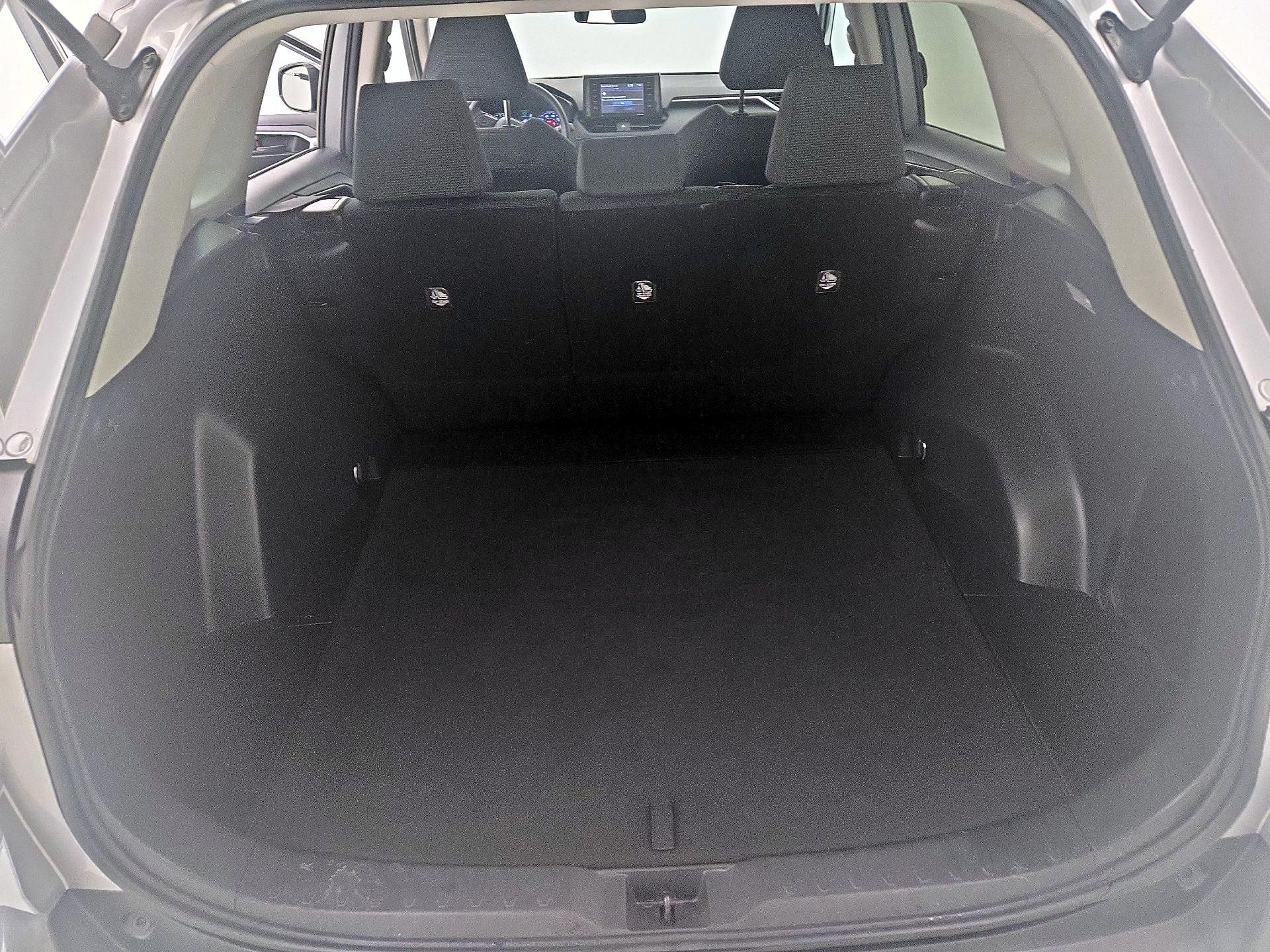 Thumbnail: 2021 Toyota RAV4 - 20