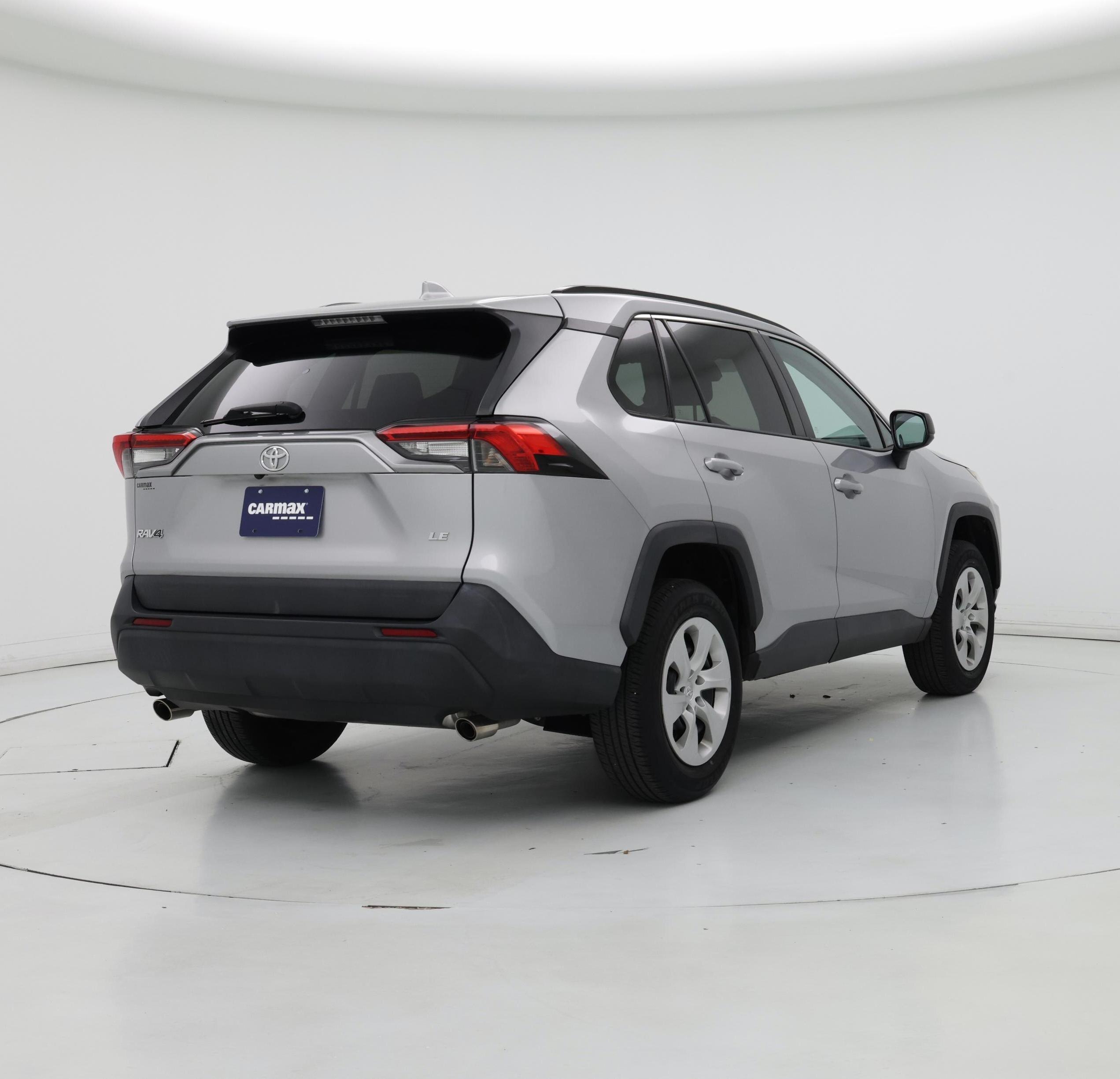 Thumbnail: 2021 Toyota RAV4 - 8