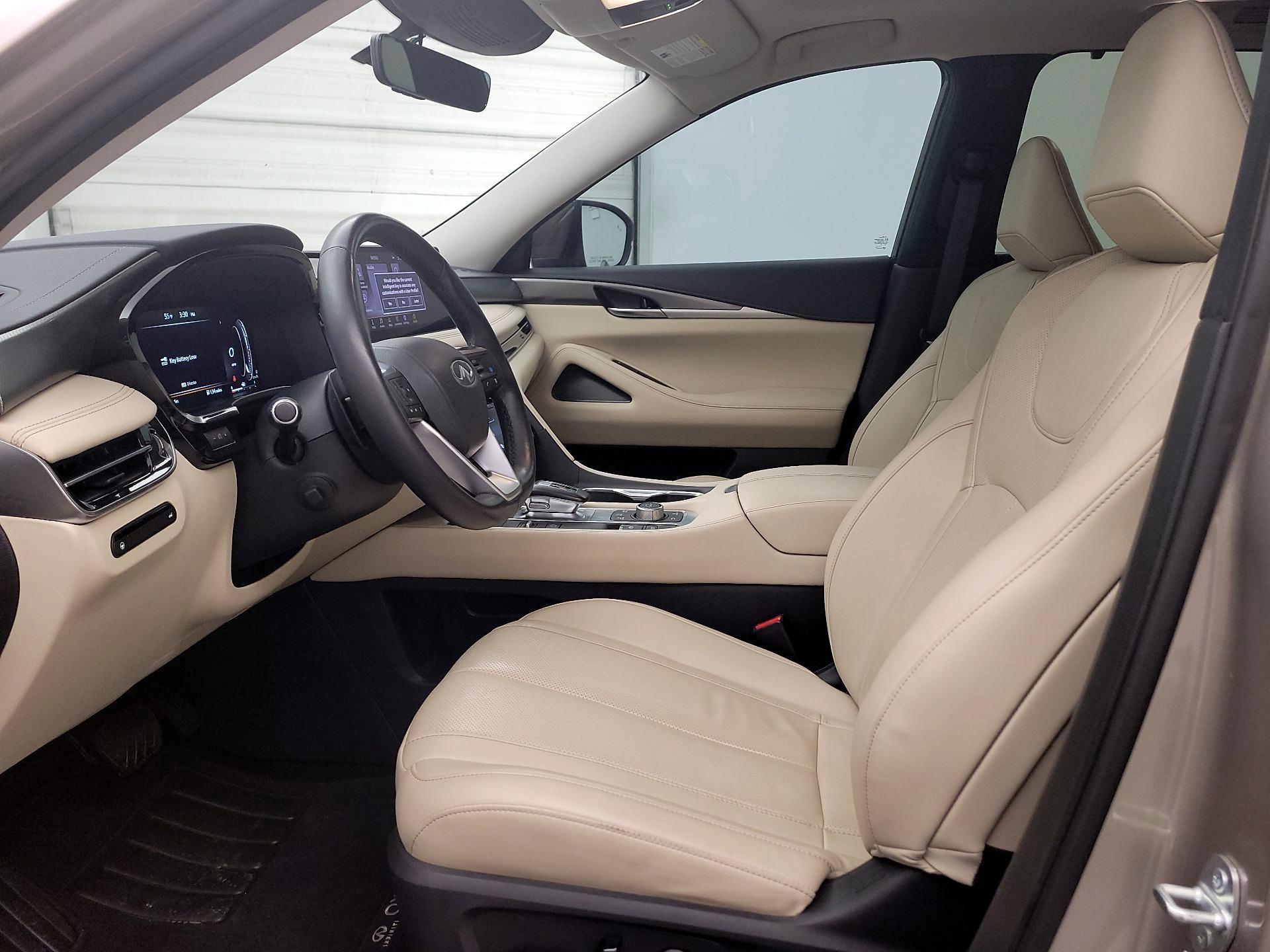 Thumbnail: 2023 INFINITI QX60 - 11