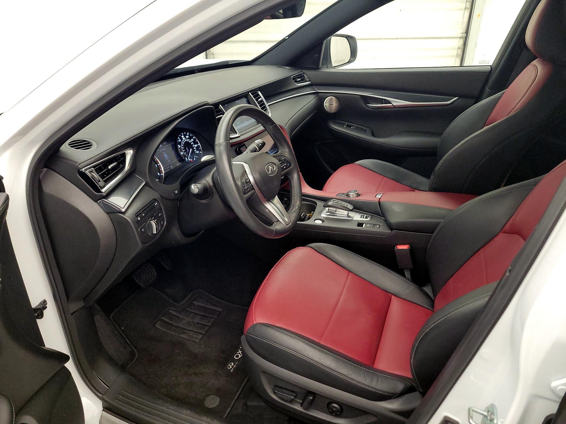 Thumbnail: 2023 INFINITI QX50 - 11