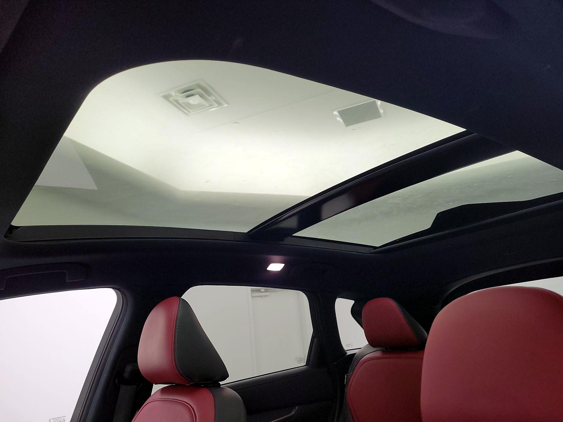 Thumbnail: 2023 INFINITI QX50 - 19