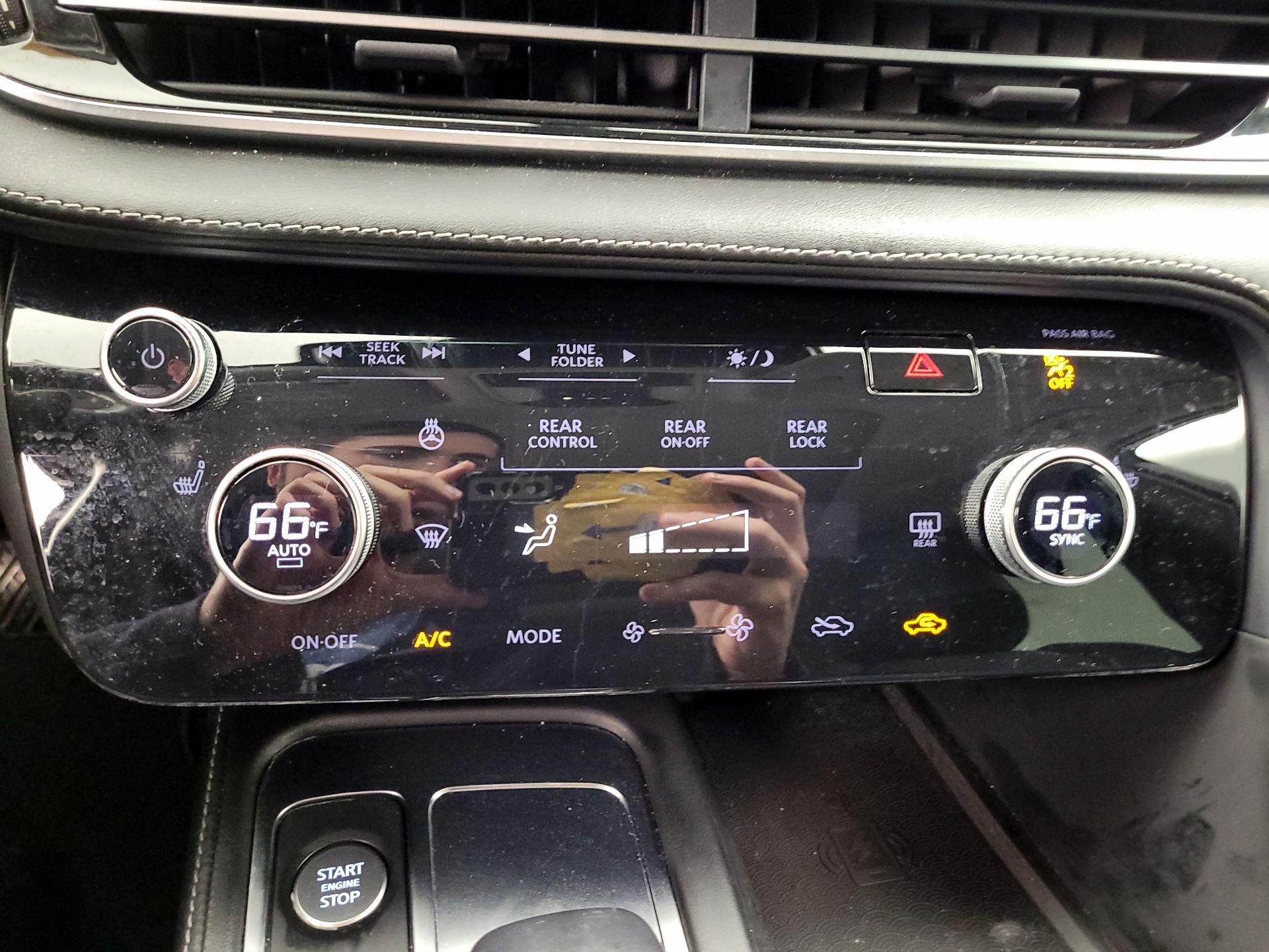 Thumbnail: 2023 INFINITI QX60 - 14