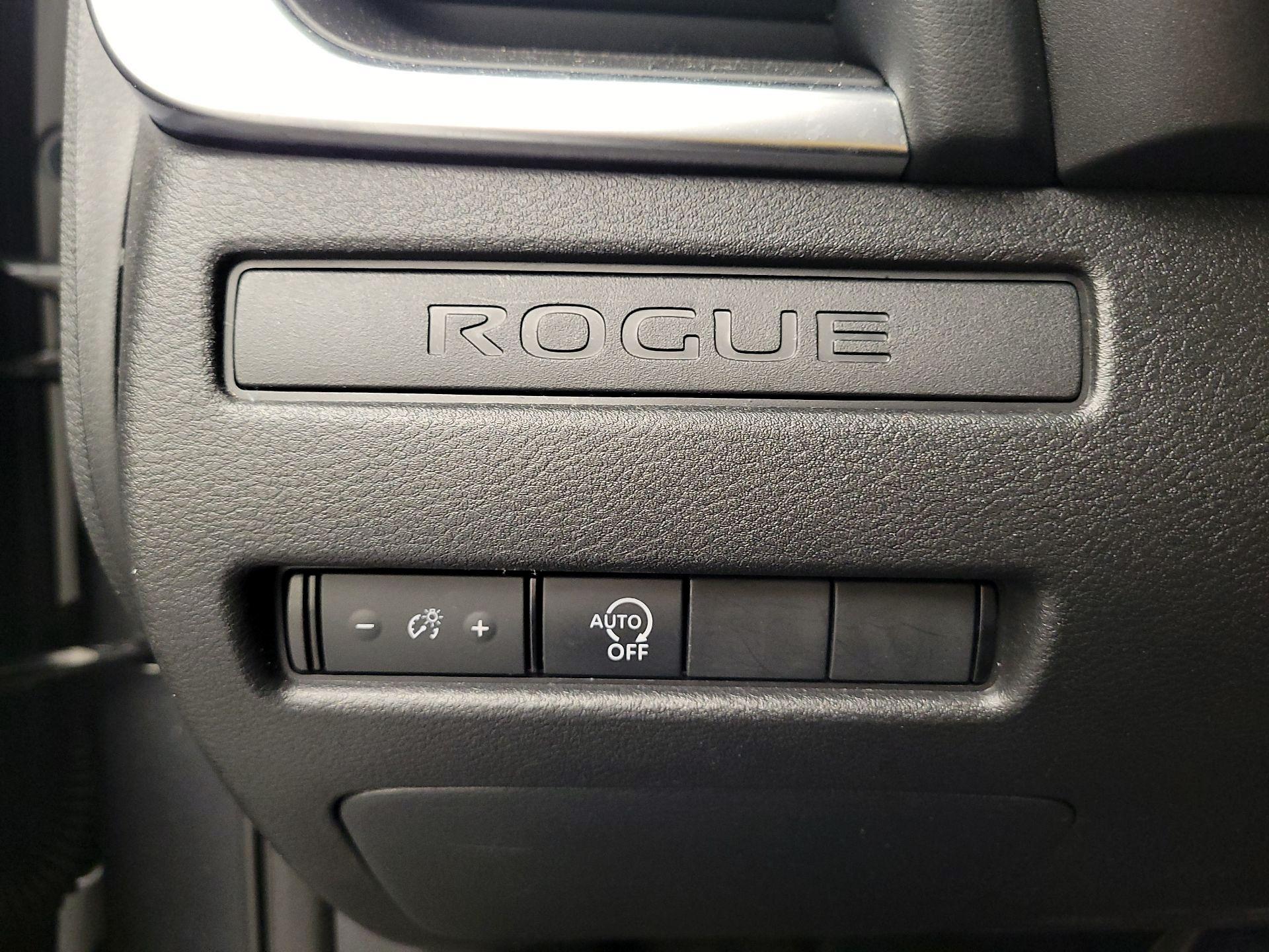 Thumbnail: 2023 Nissan Rogue - 13