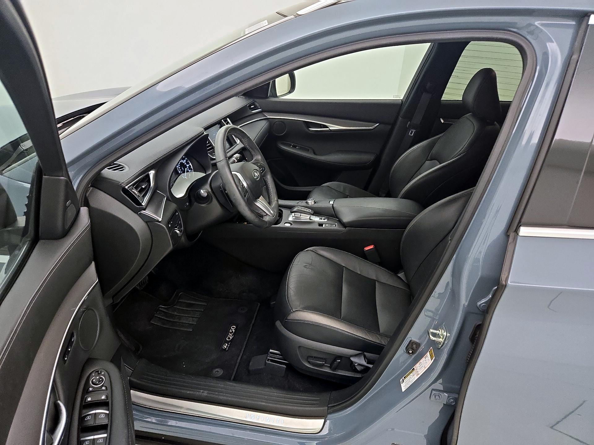 Thumbnail: 2023 INFINITI QX50 - 11