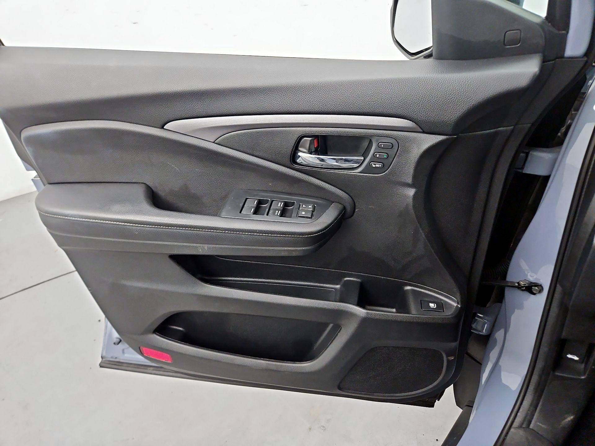 Thumbnail: 2023 Honda Ridgeline - 12