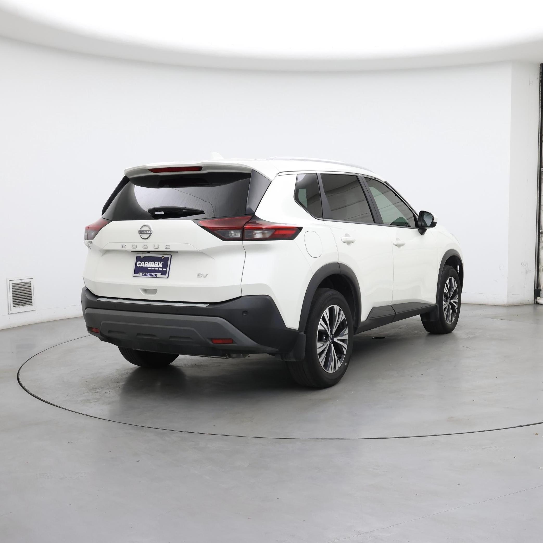Thumbnail: 2023 Nissan Rogue - 8