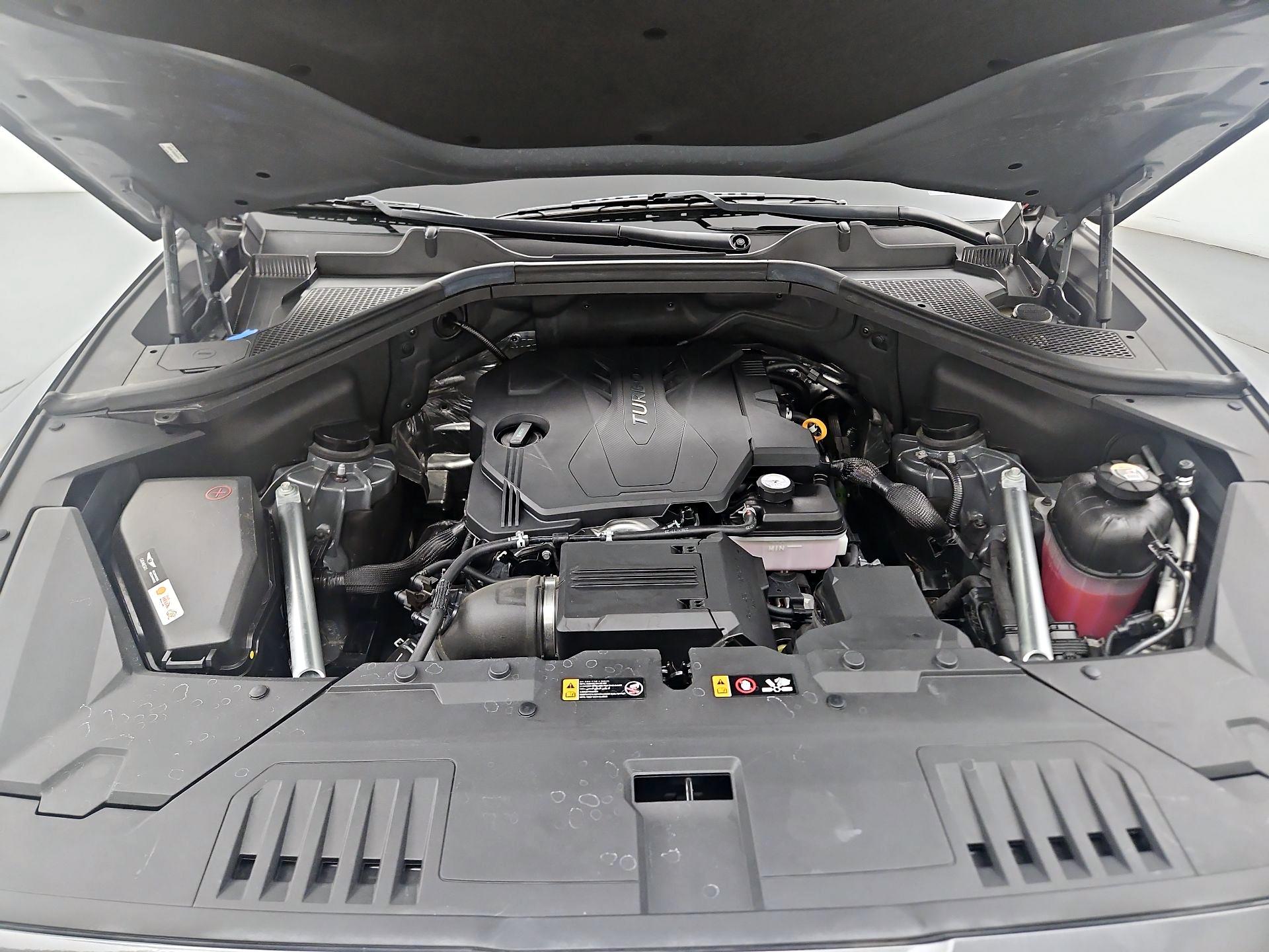 Thumbnail: 2022 Genesis GV80 - 20