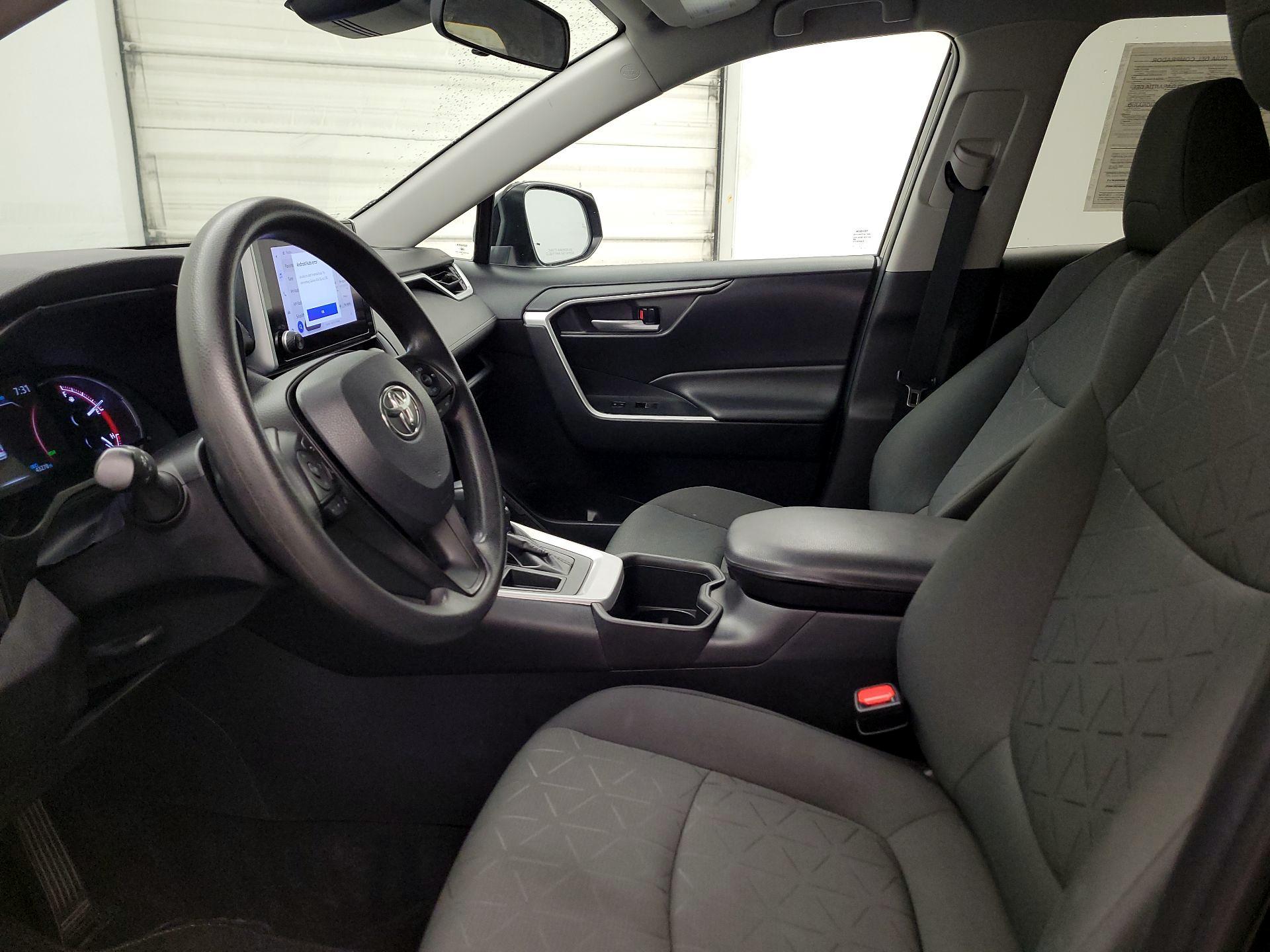 Thumbnail: 2024 Toyota RAV4 - 11