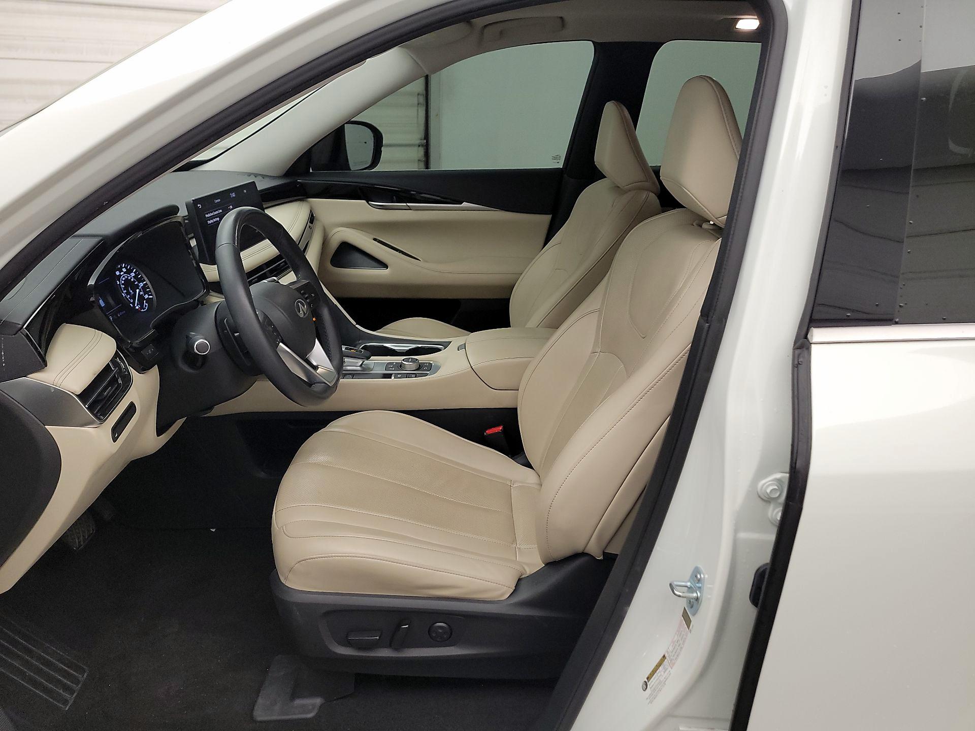 Thumbnail: 2023 INFINITI QX60 - 11