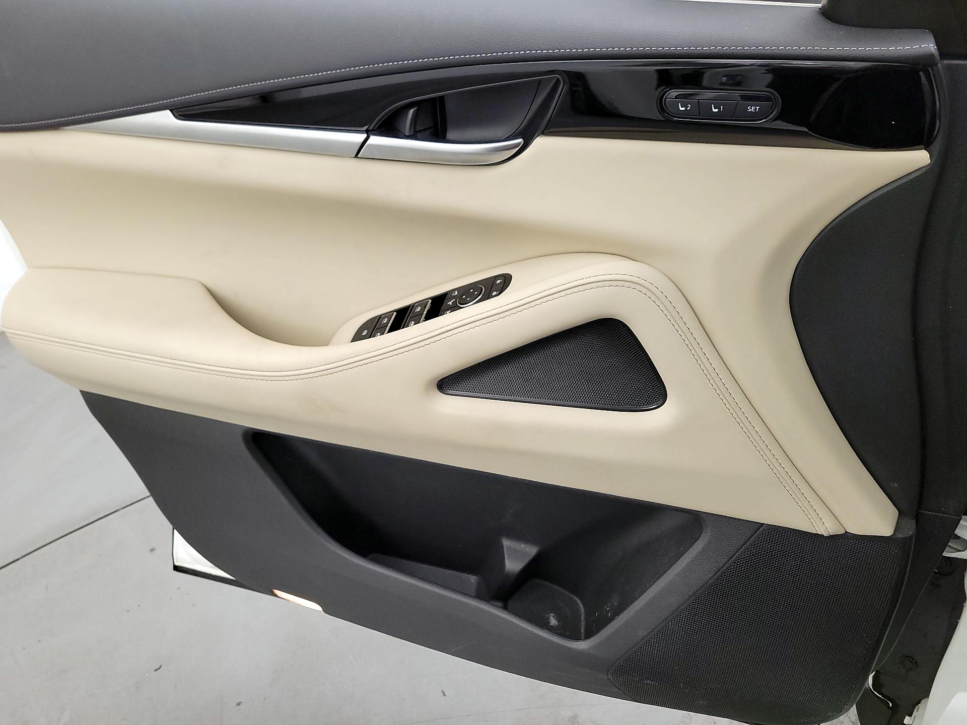 Thumbnail: 2023 INFINITI QX60 - 12