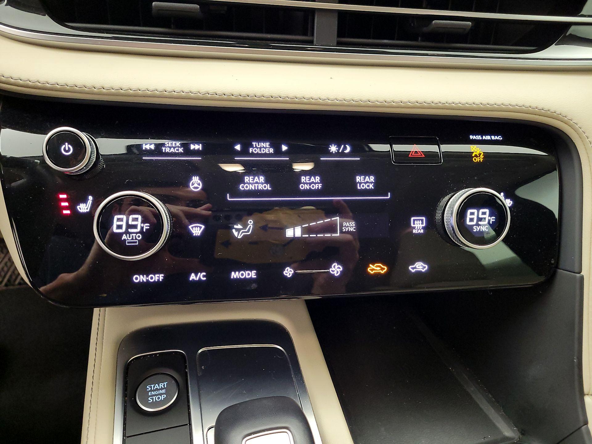 Thumbnail: 2023 INFINITI QX60 - 14