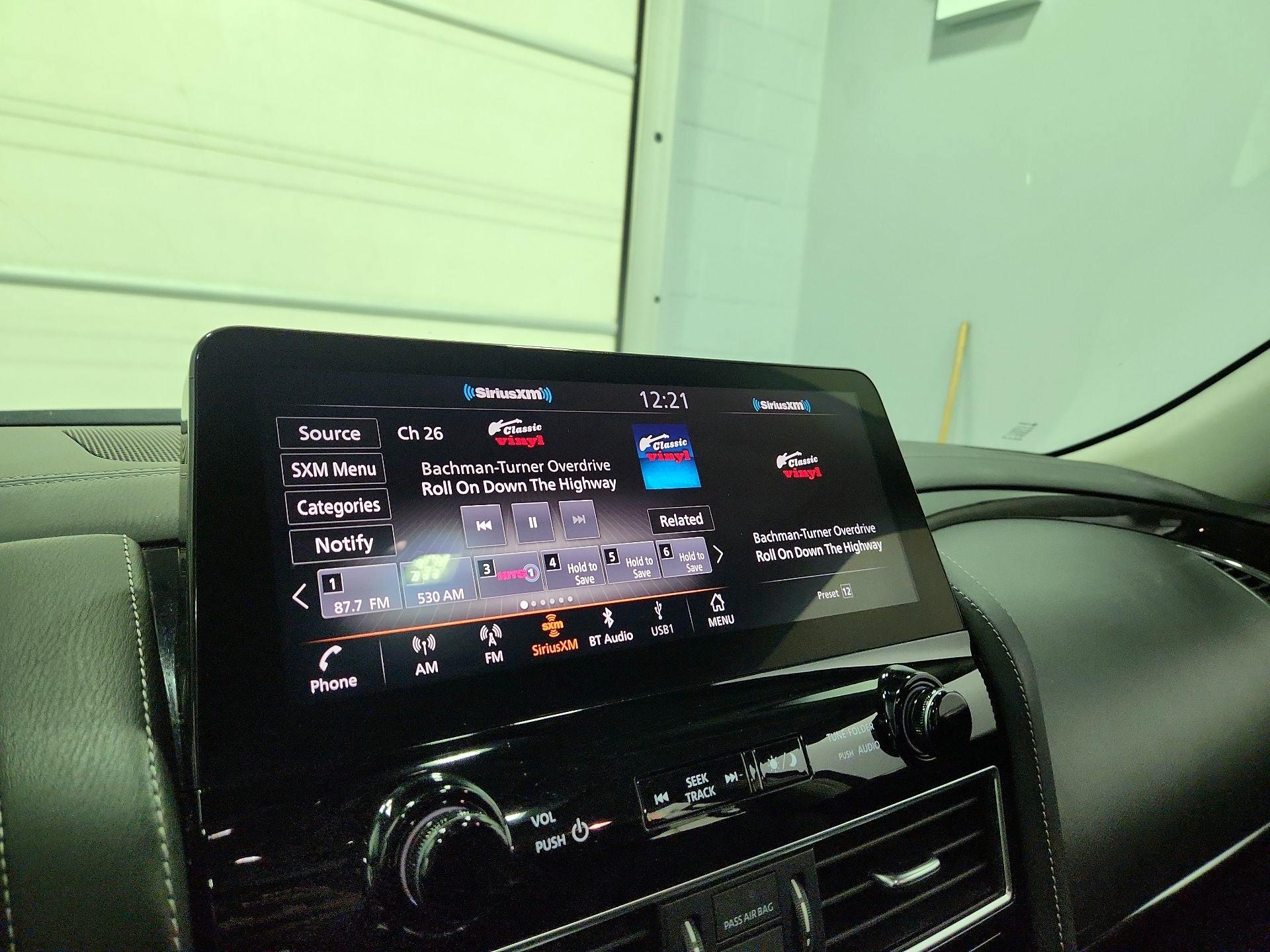 Thumbnail: 2023 INFINITI QX80 - 16