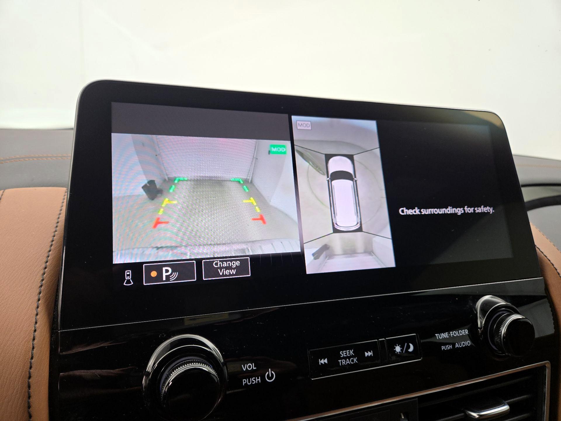 Thumbnail: 2022 INFINITI QX80 - 15